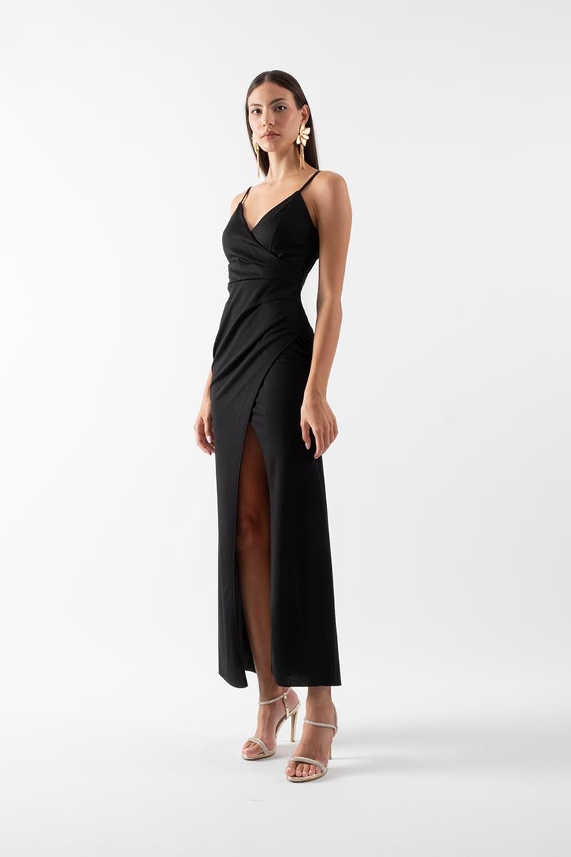 Ornelio Kruvaze Yaka İnce Askılı Asimetrik Uzun Abiye Elbise SİYAH