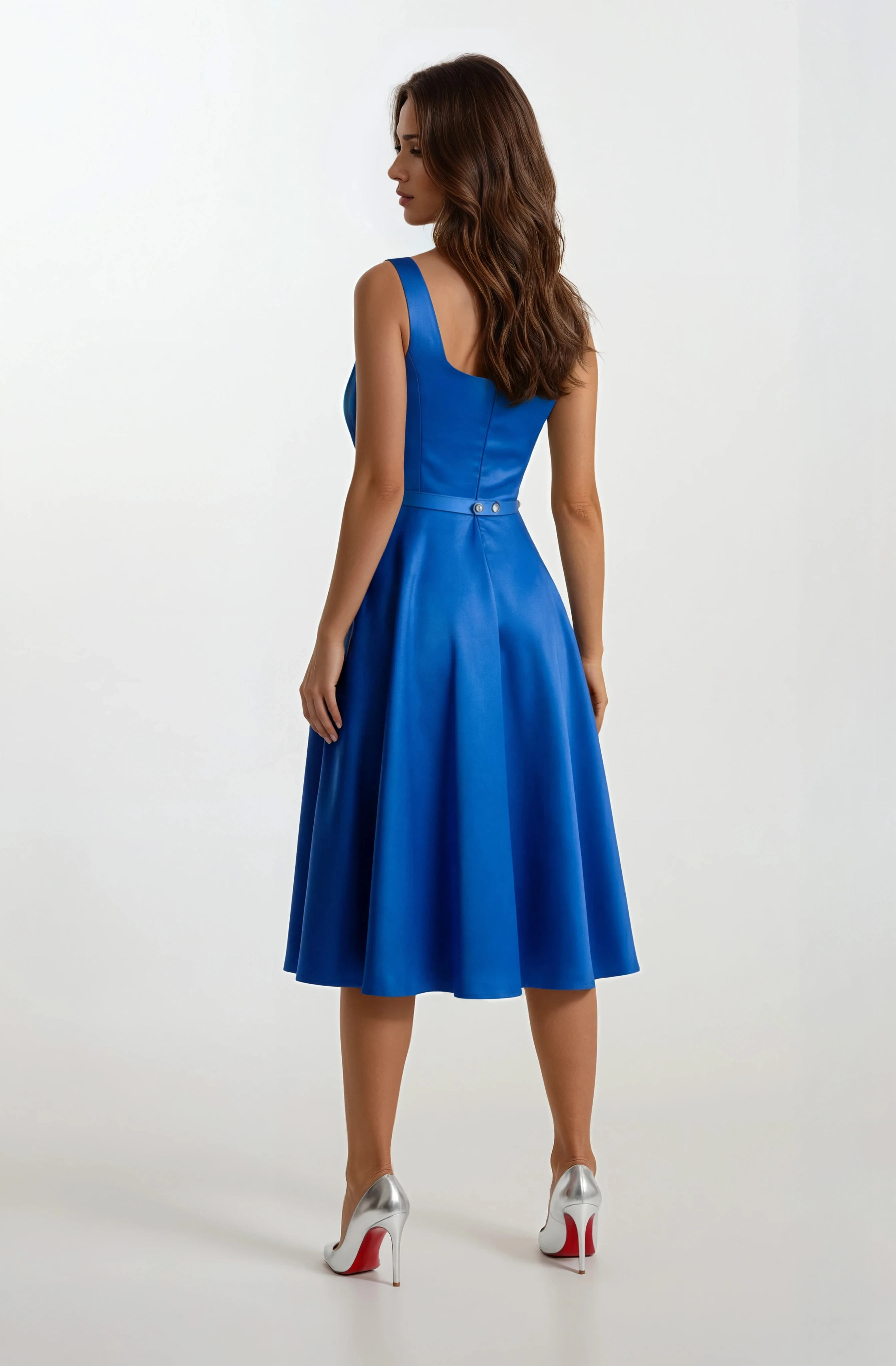 Orsetta Kare Yaka Askılı Kloş Fiyonk Kemerli Uzun Abiye Elbise SAKS