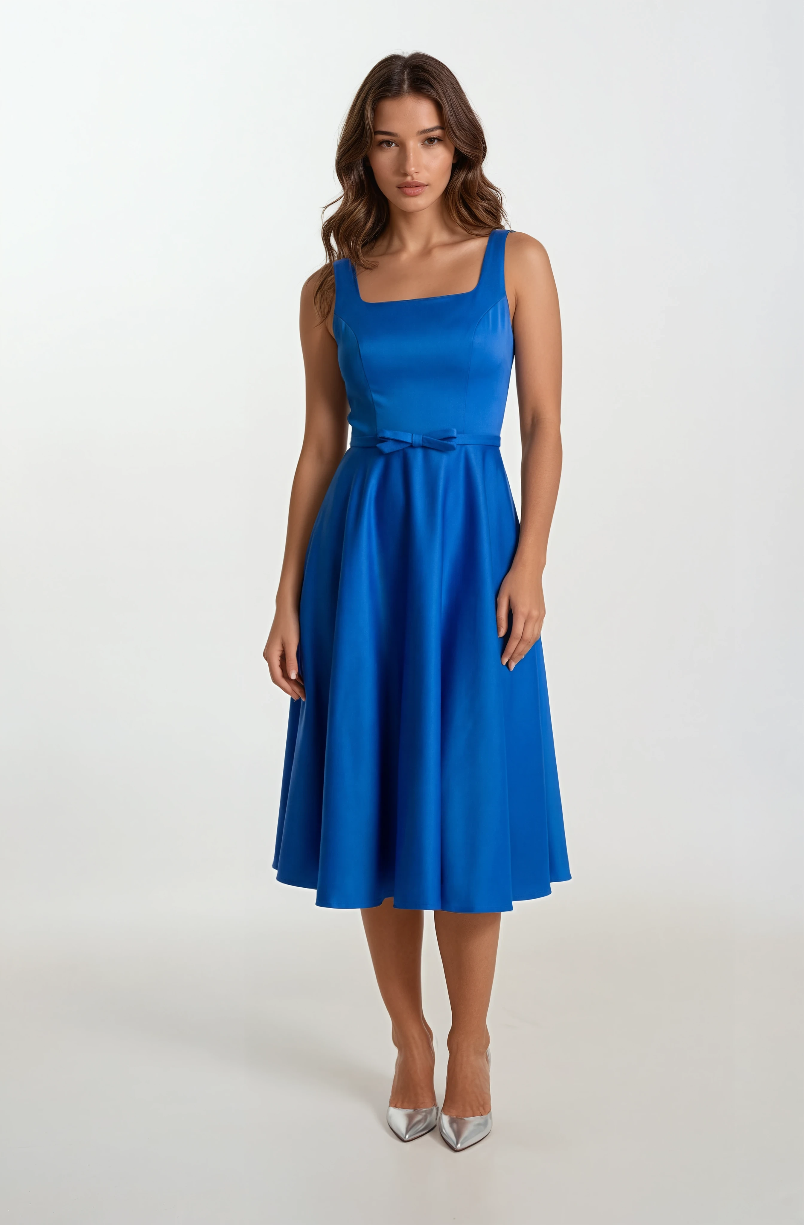 Orsetta Kare Yaka Askılı Kloş Fiyonk Kemerli Uzun Abiye Elbise SAKS