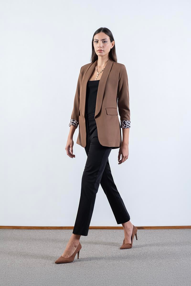 Orsilda Şal Yakada Gül Detaylı Ceket KAHVE