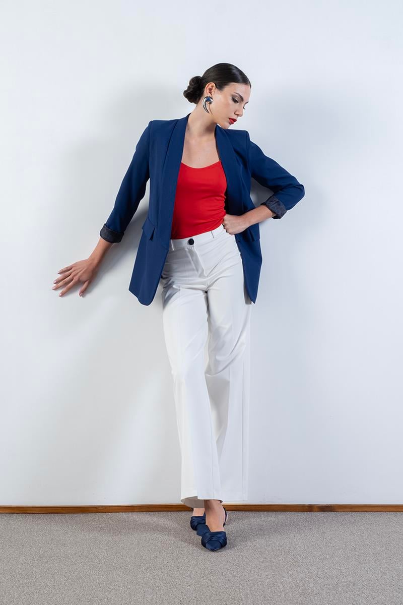 Orsilda Şal Yakada Gül Detaylı Ceket SAKS