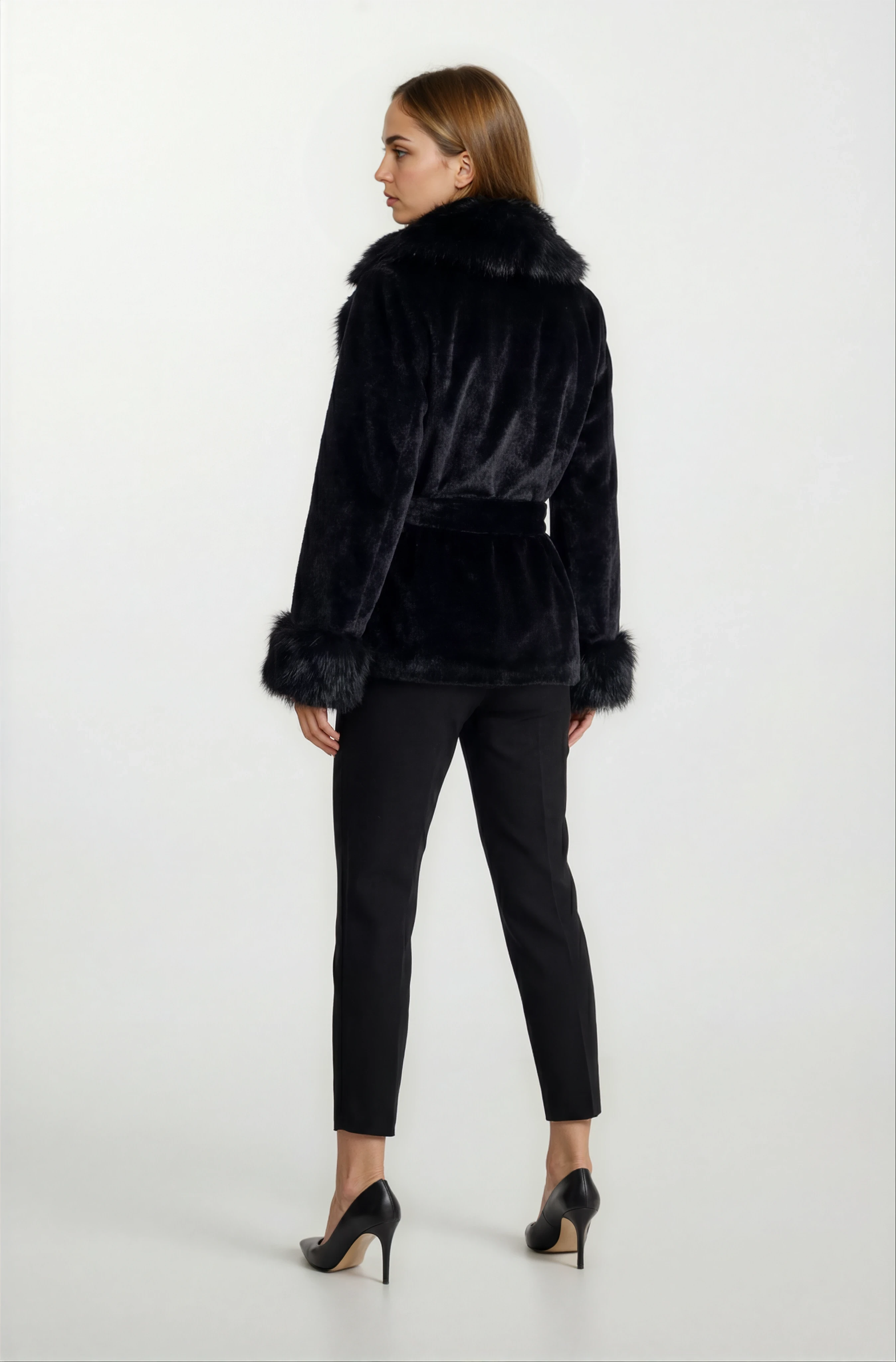 Parisse Kruvaze Yakası Kolları Kürklü Kaban SİYAH