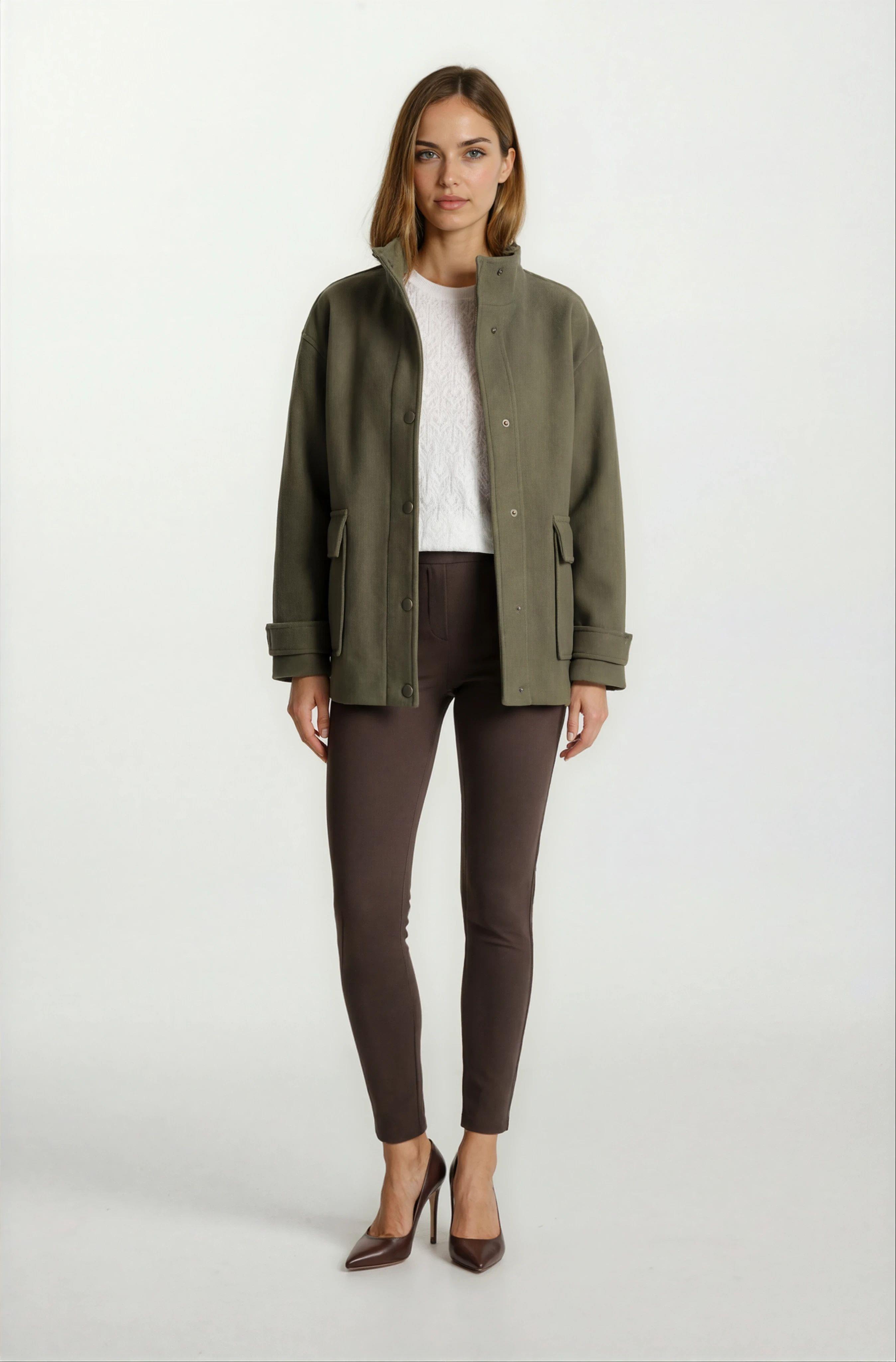 Petunia Dik Yaka Fermuarlı Kapaklı Büyük Cepli Mont HAKİ