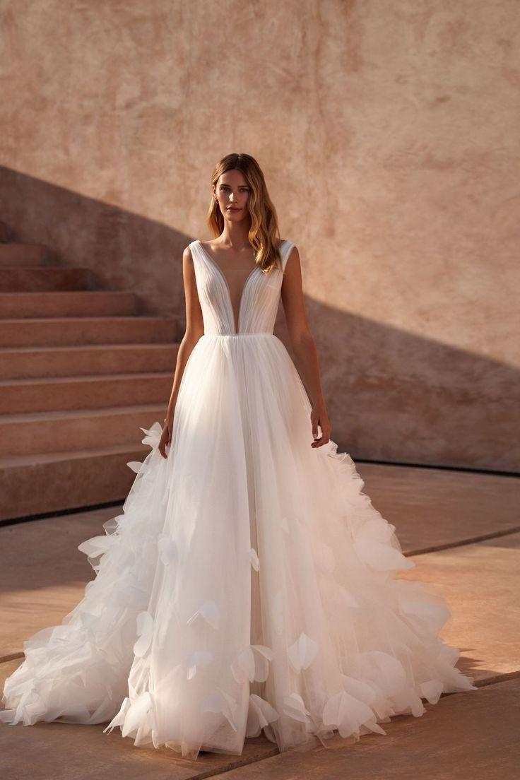 Beyaz A kesim Hareketli  Etek Detaylı Sérénité Royale Gelinlik