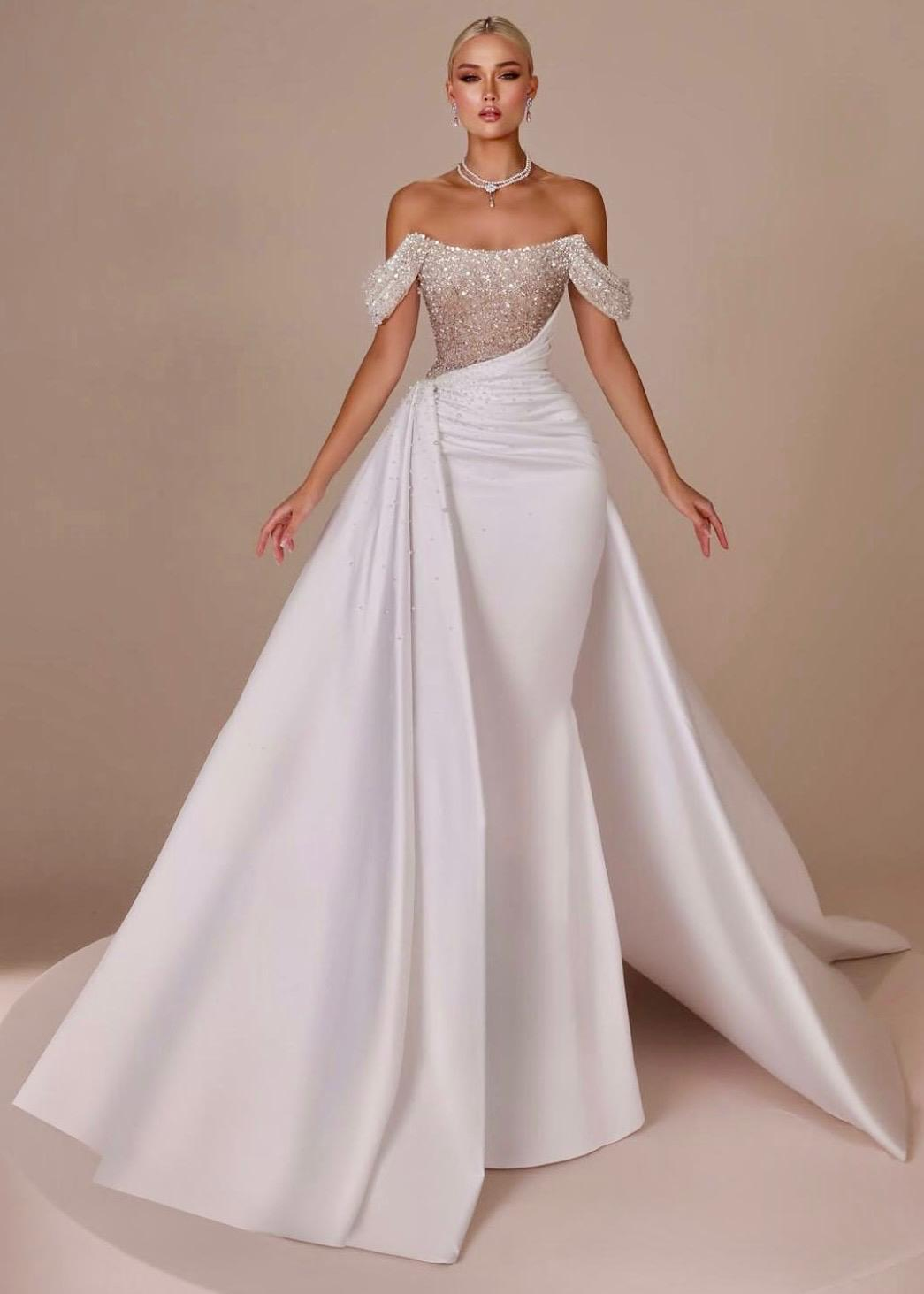 Beyaz Full Taş İşlemeli Uzun Kuyruklu Balık Model Ophelia Gelinlik