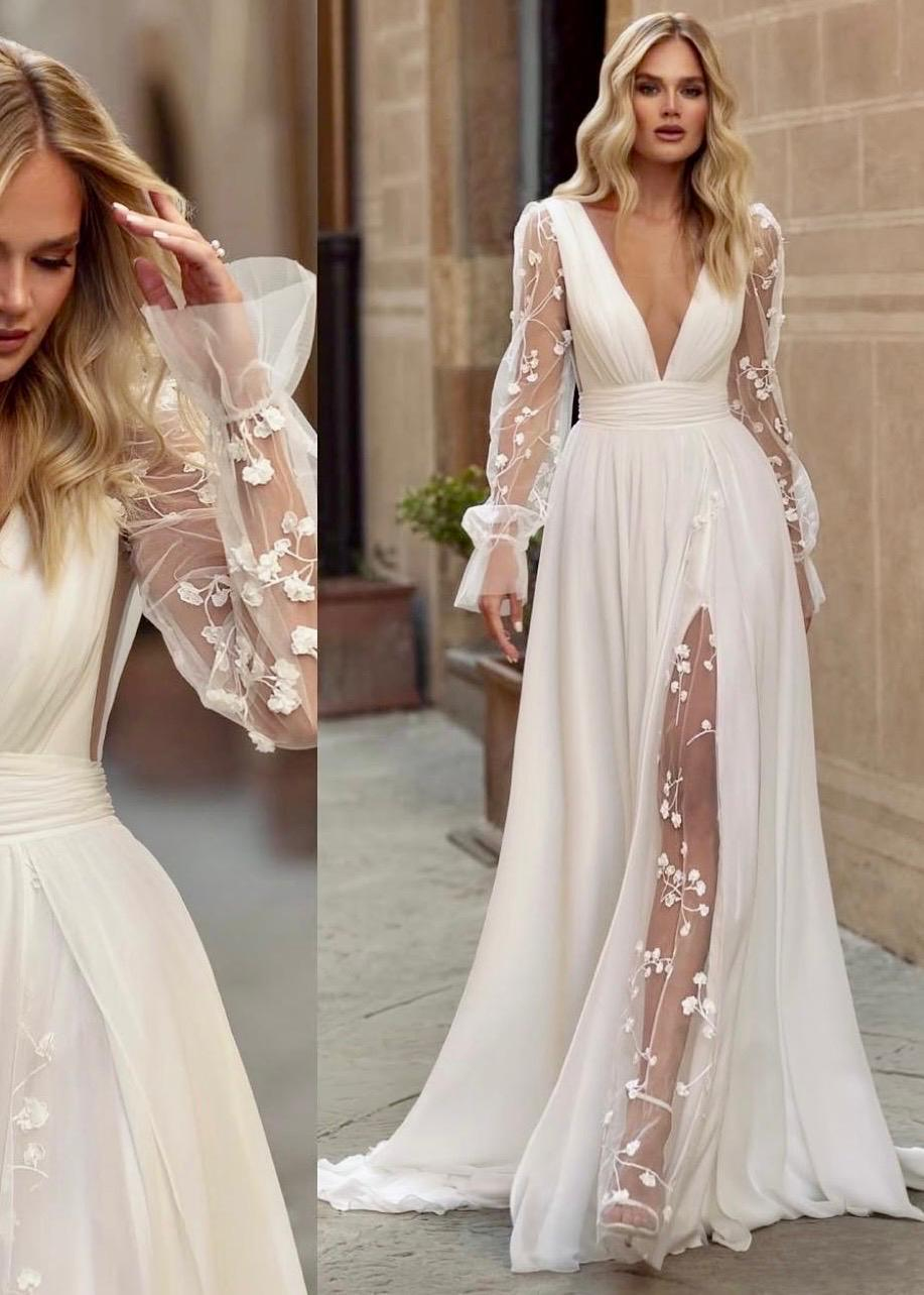 Beyaz Saten Derin Dekolte ve Yırtmaç Tül Detaylı Serene Elegance Gelinlik