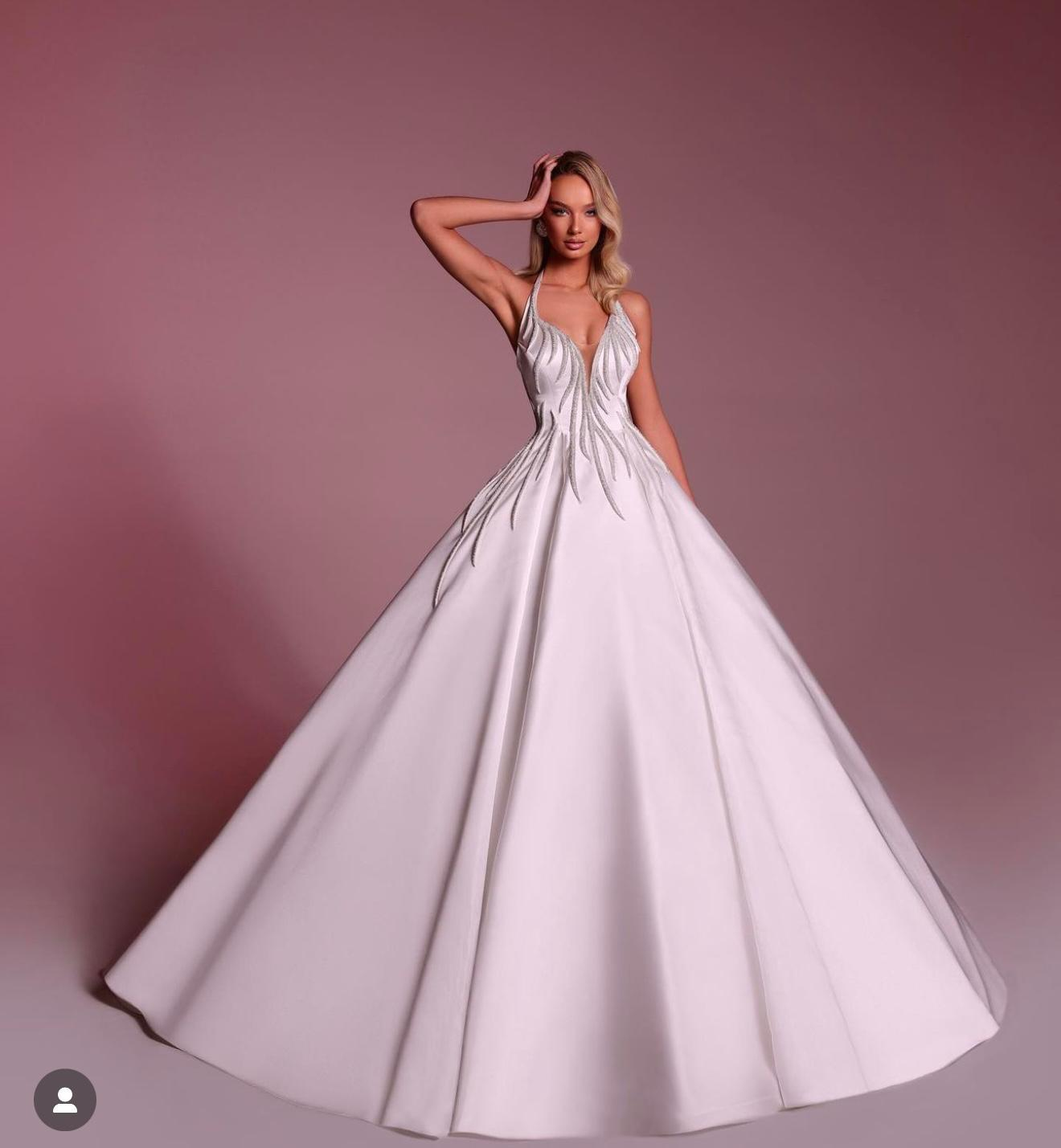 Beyaz Saten İnce Askılı Göğüs Ve Bel İşlemeli A Kesim Seraphine Couture Gelinlik