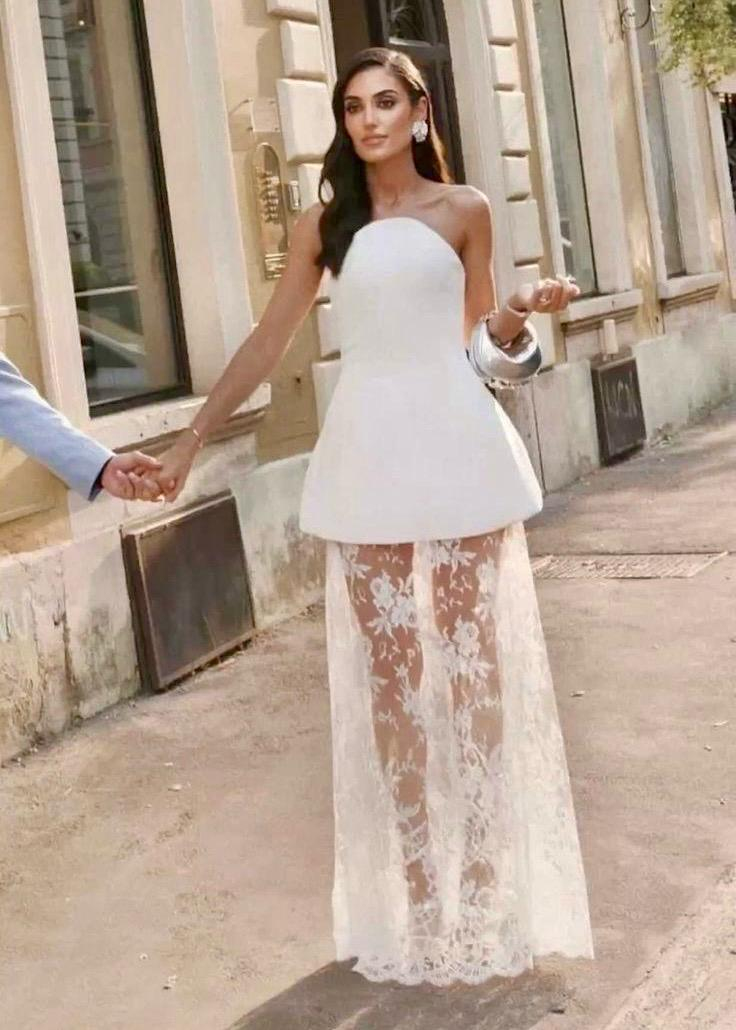 Beyaz Straplez Mini Tül Dantel İşlemeli Etek Detaylı  Sophie Belle Gelinlik