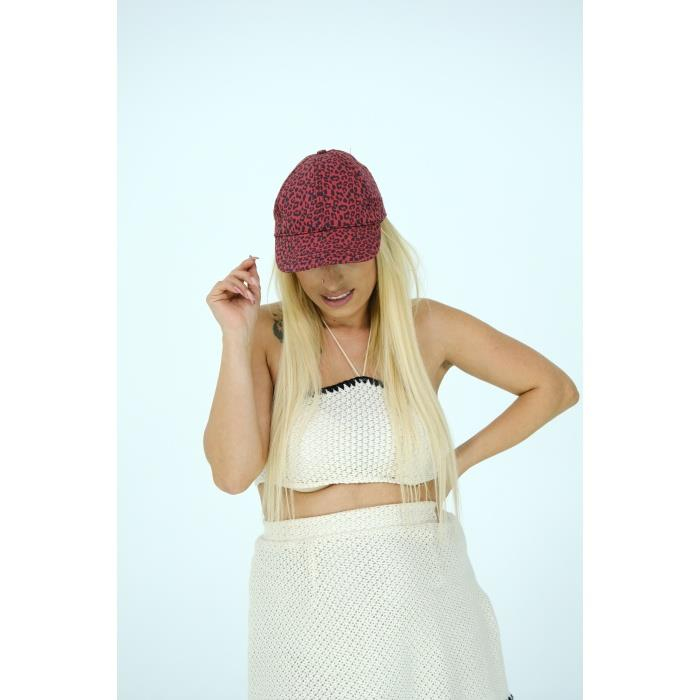 Leopar Desenli Kırmızı Kep Şapka