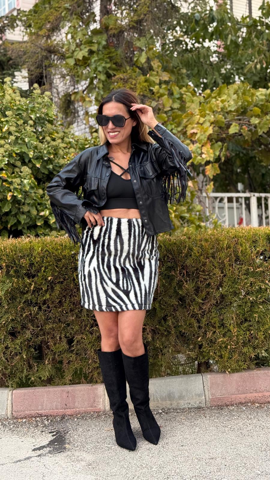 zebra desenli kışlık mini etek