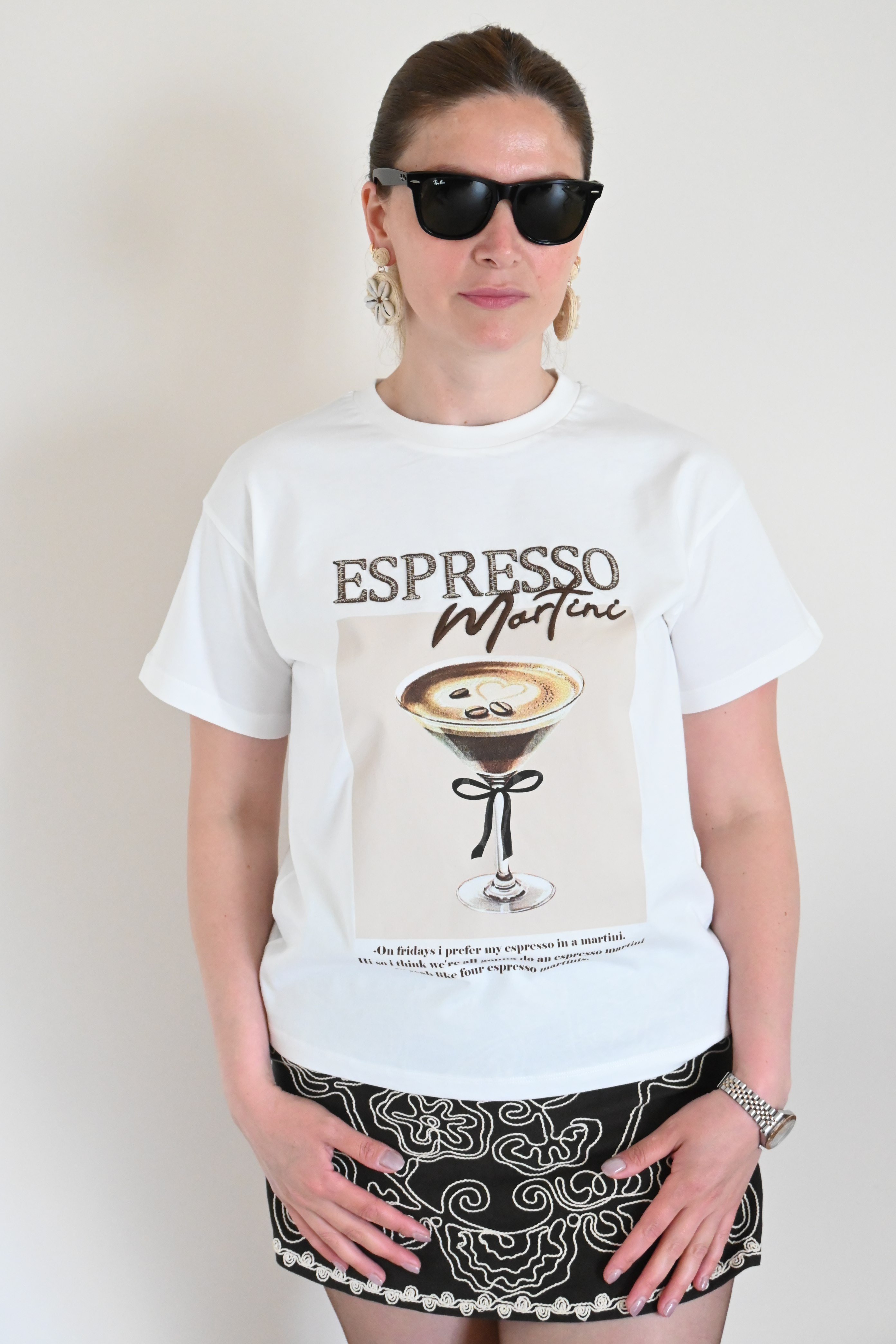 ESPRESSO BASKILI EKRU TİŞÖRT