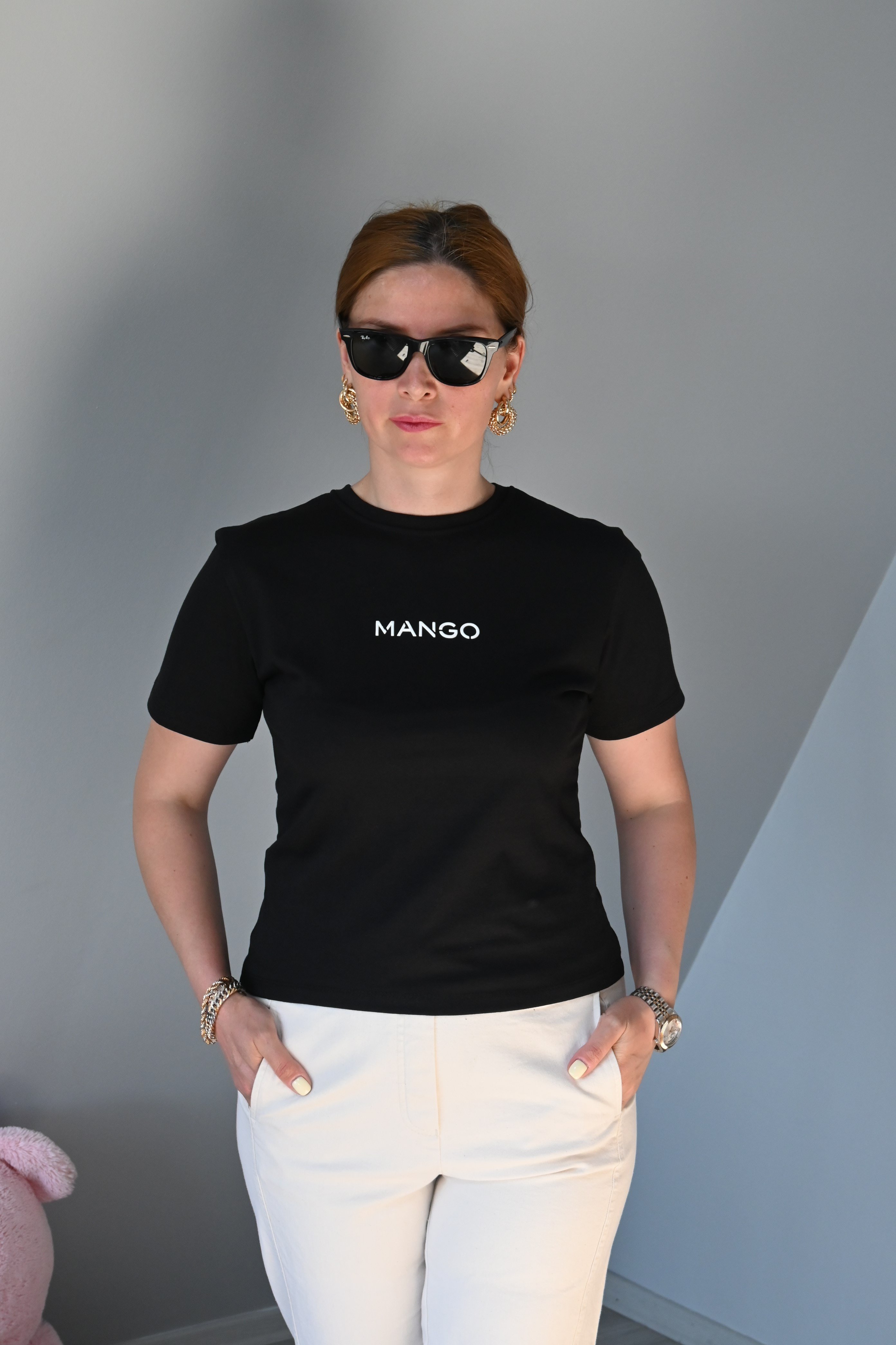 MANGO YAZILI SİYAH TİŞÖRT