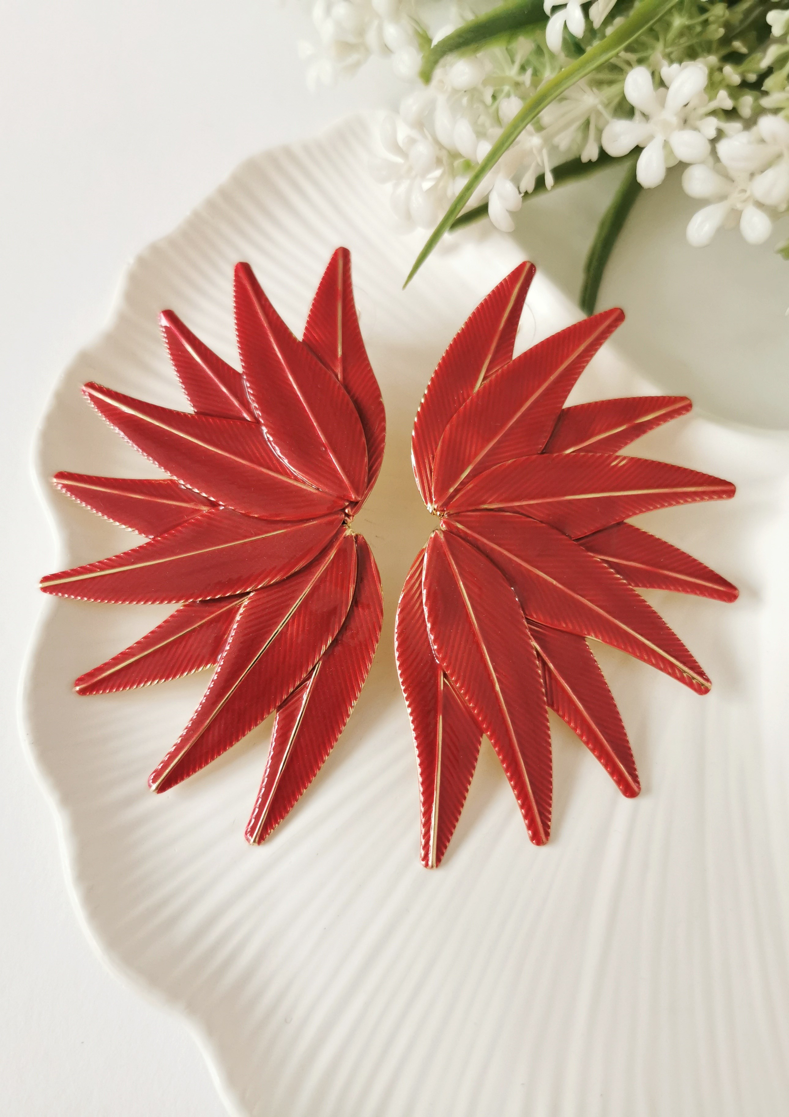 Kırmızı Palmira Yaprak Form Çelik Küpe 5x8,5 cm