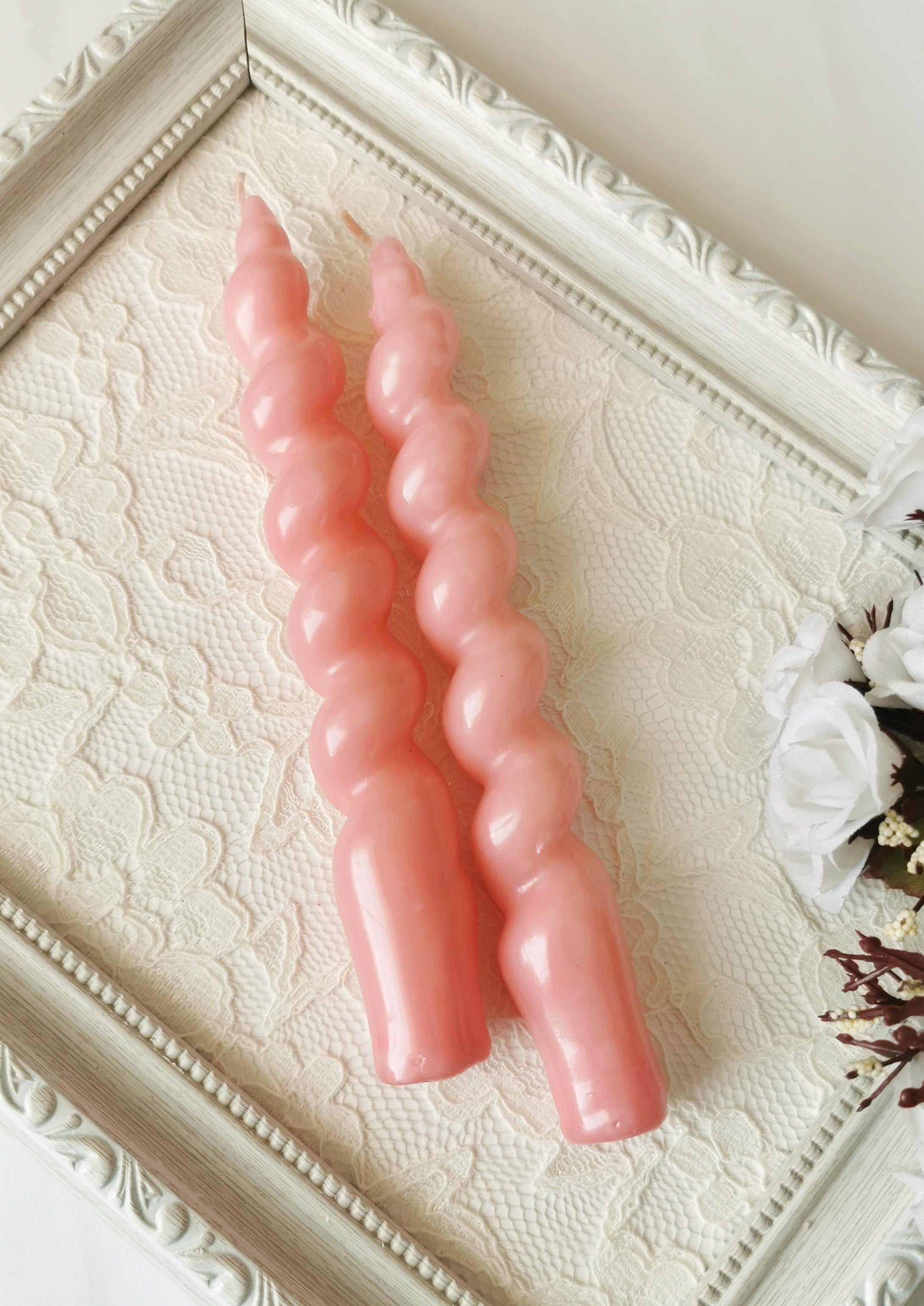 Pembe Dalgalı Burgu Formlu Dekoratif Şamdan Mumu 2'li Set