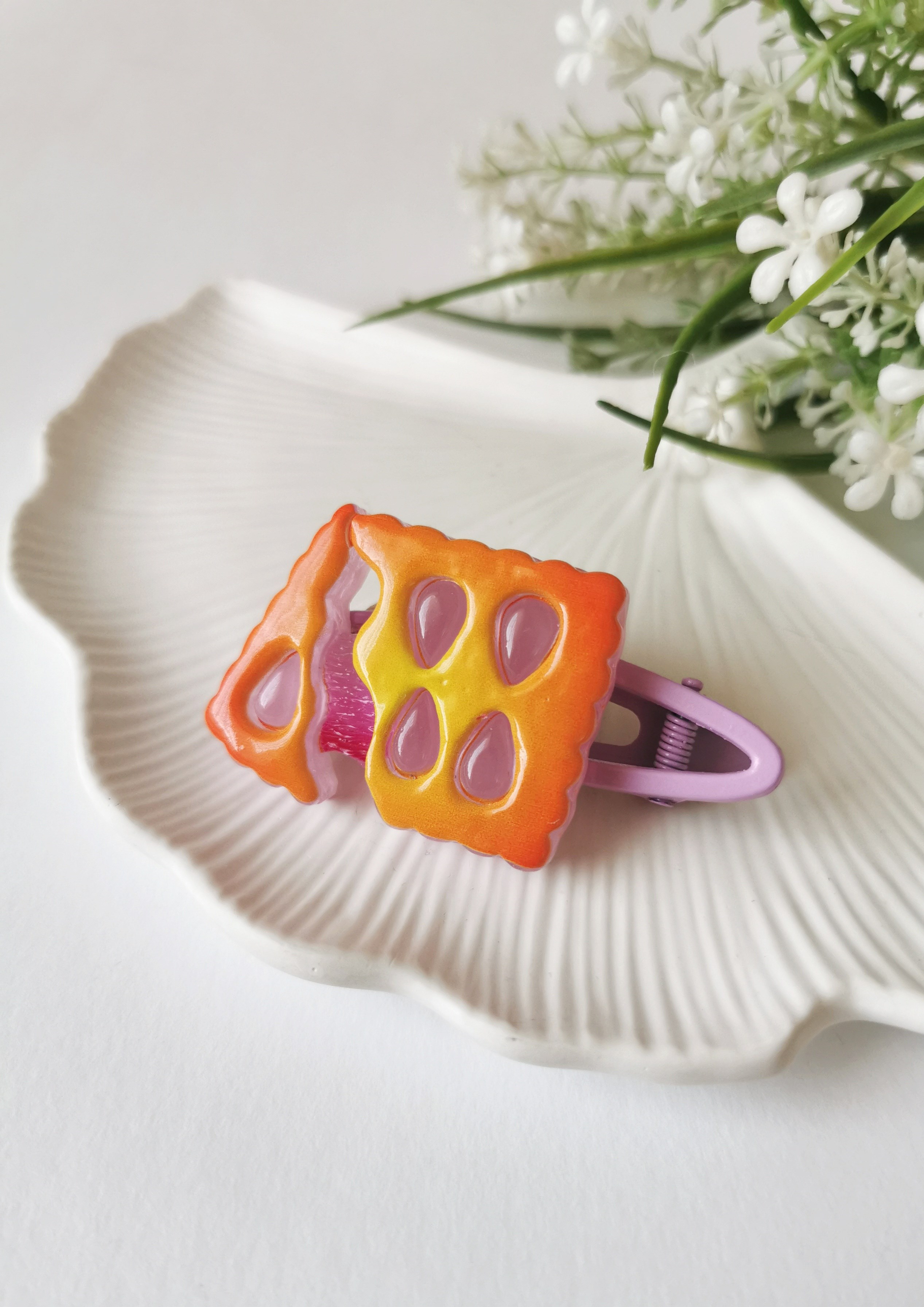 Renkli Sevimli Lila Pensli Çocuk Tokası 6,5 x 3 cm