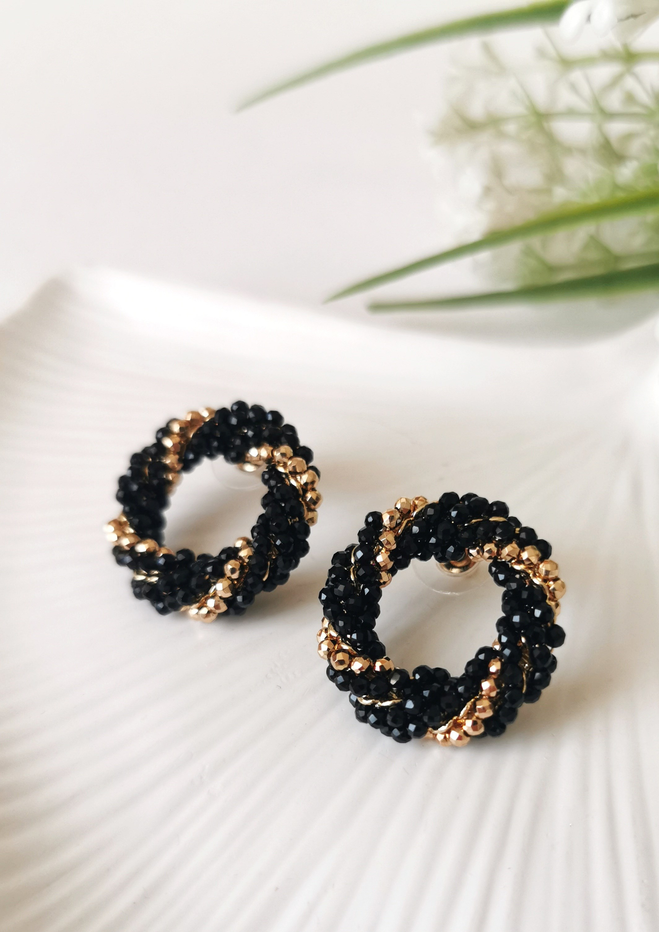 Siyah Rose Gold Boncuklu Halka Küpe 2,5 cm