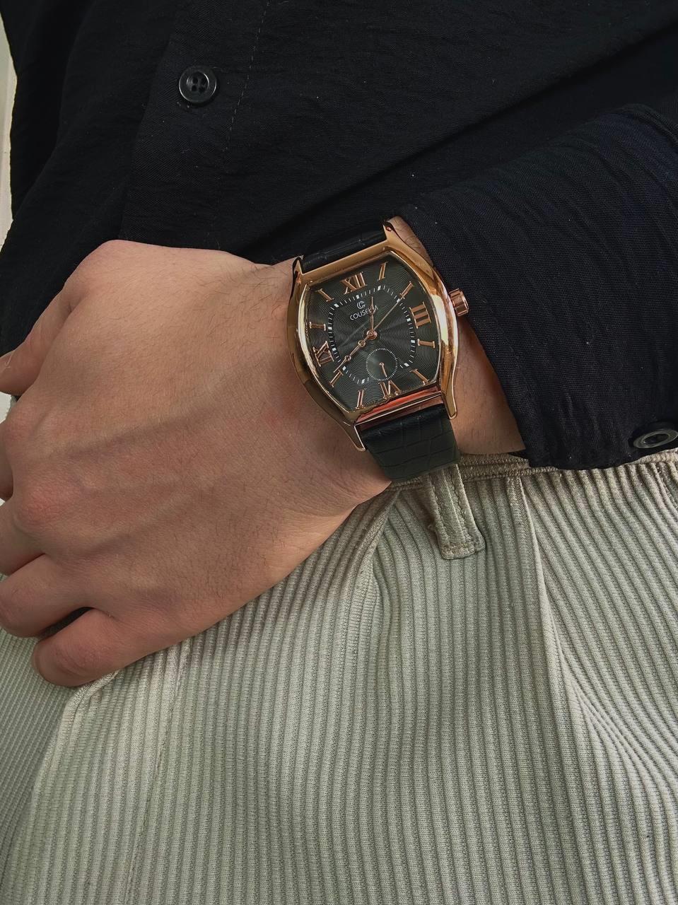 Old Money Fettered Wristhwatch