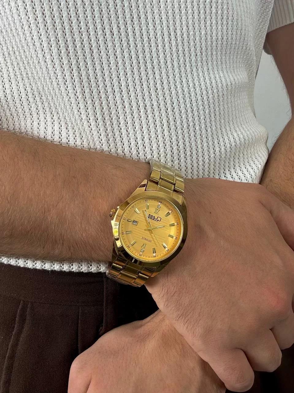 Q.P Gold Vintage Wristhwatch