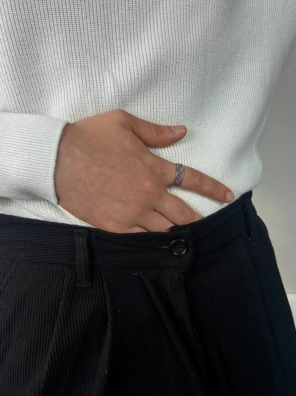 Shaped Ring