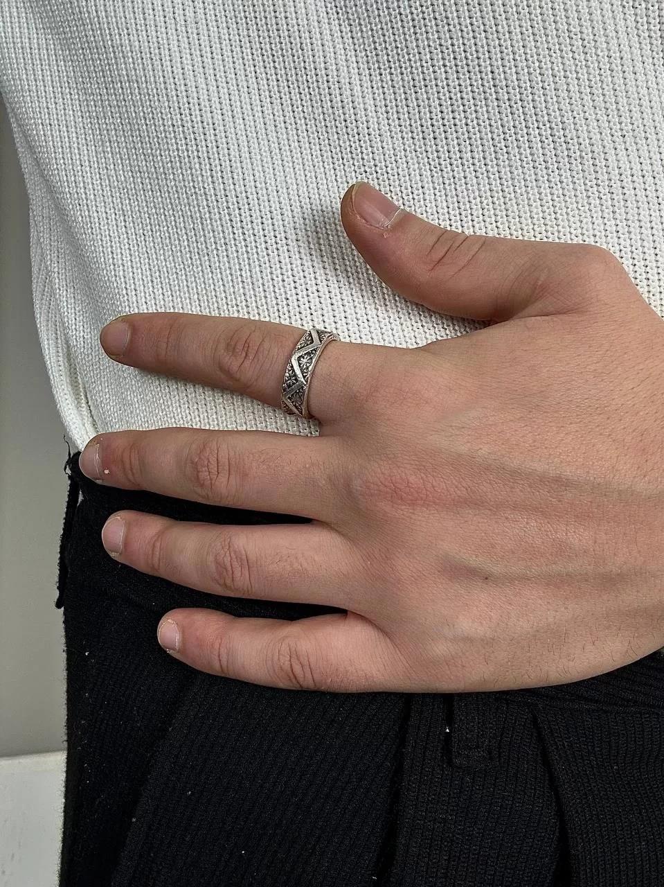 Triangle Ring