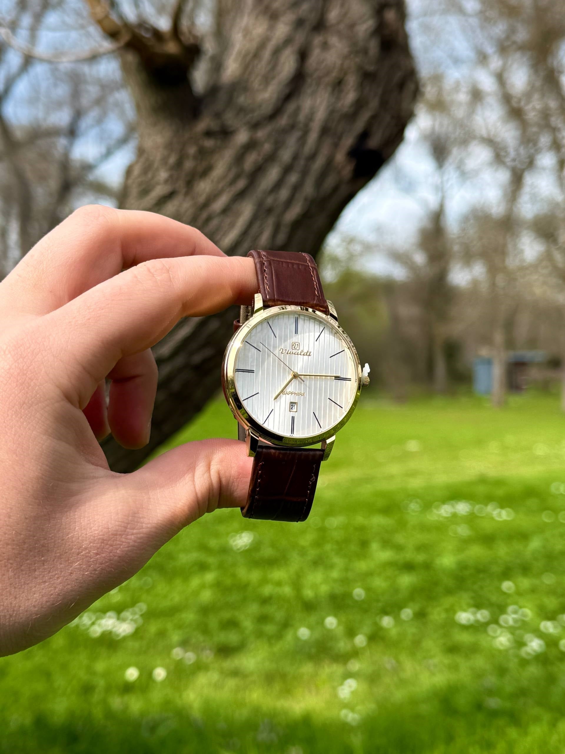 Vivaldi Welar Leather Cord Vintage Wristhwatch