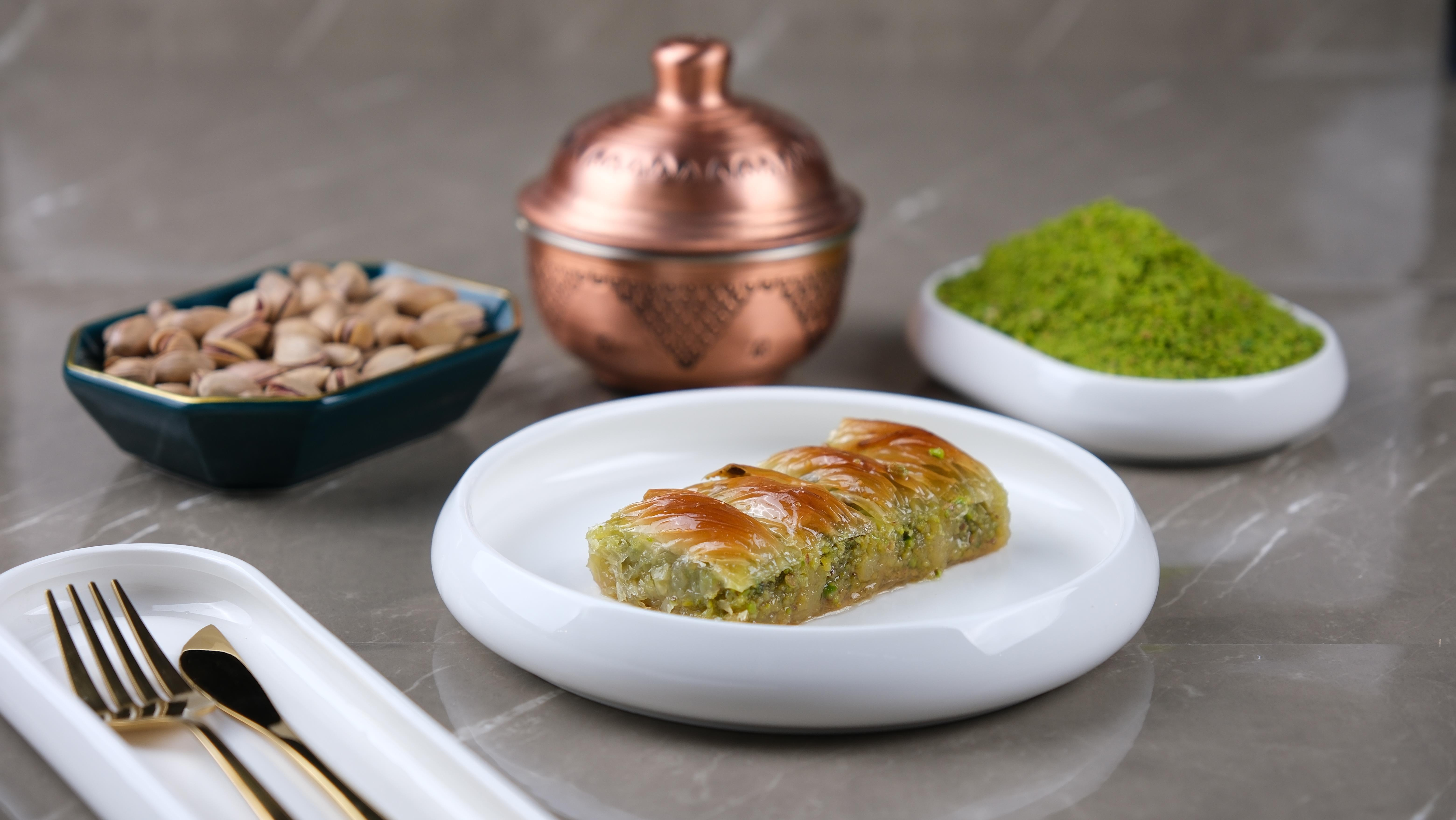 Fıstıklı Kıvrım Baklava