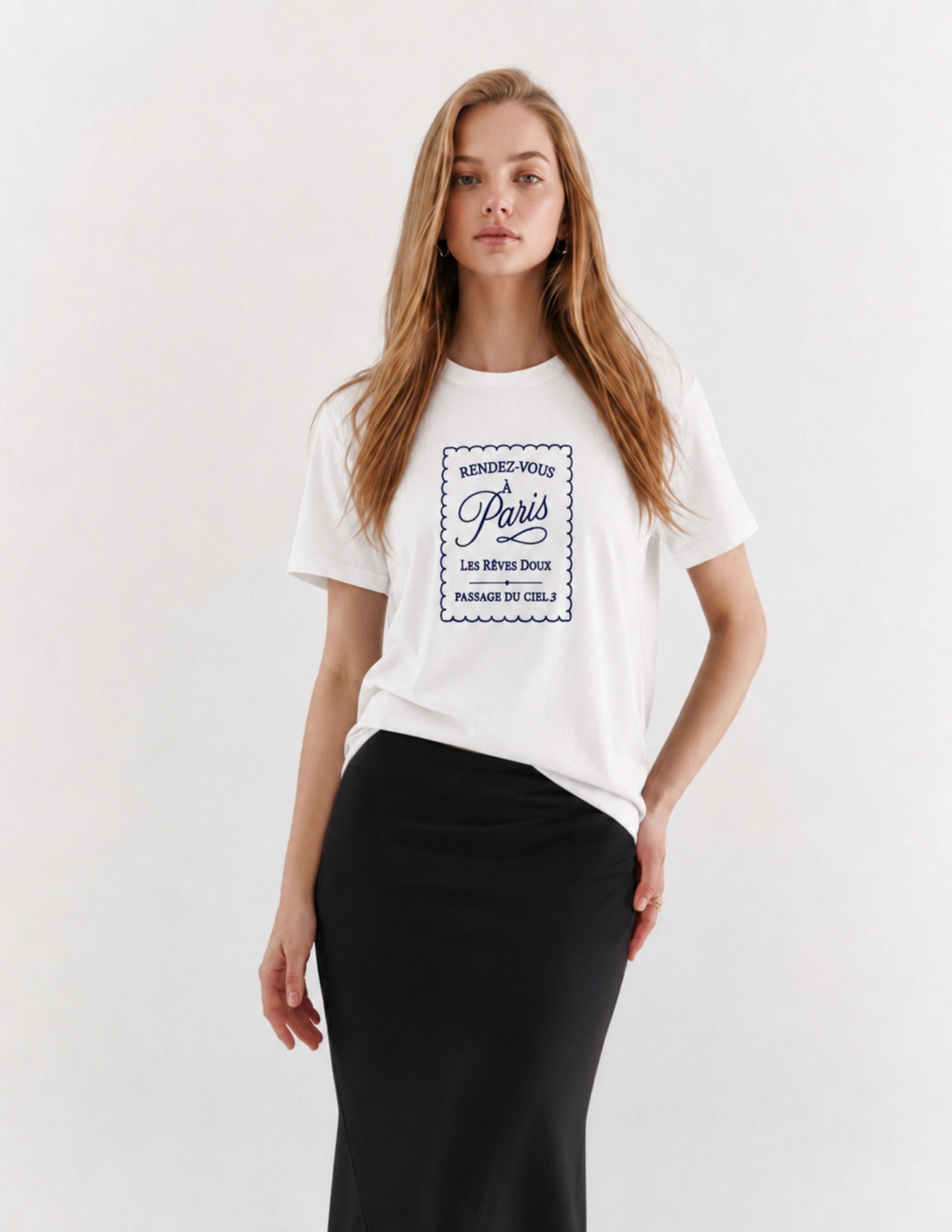 Basic Kadın Loose Nakışlı Beyaz T-shirt
