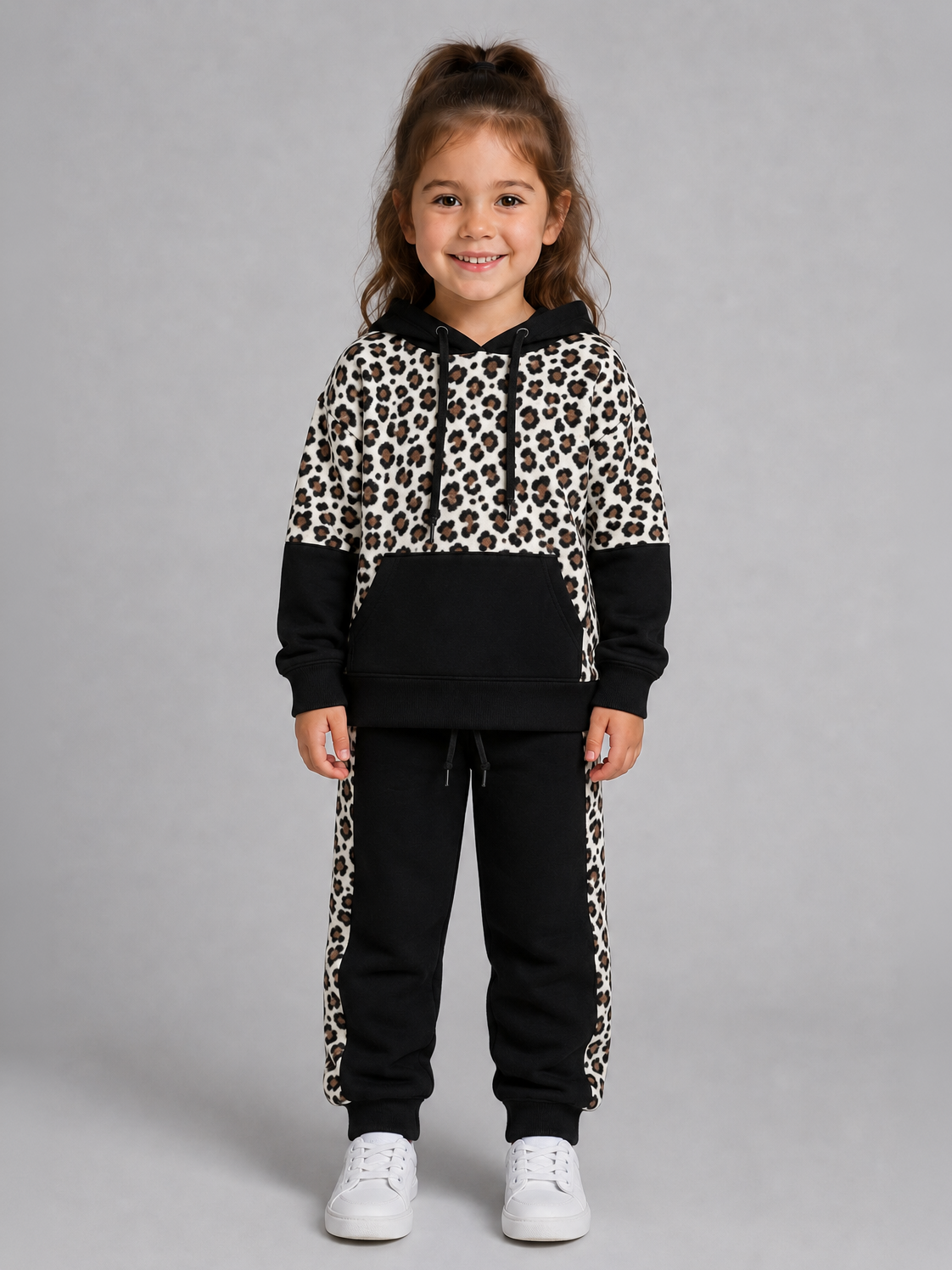 Leopar Desenli Eşofman Takımı Siyah