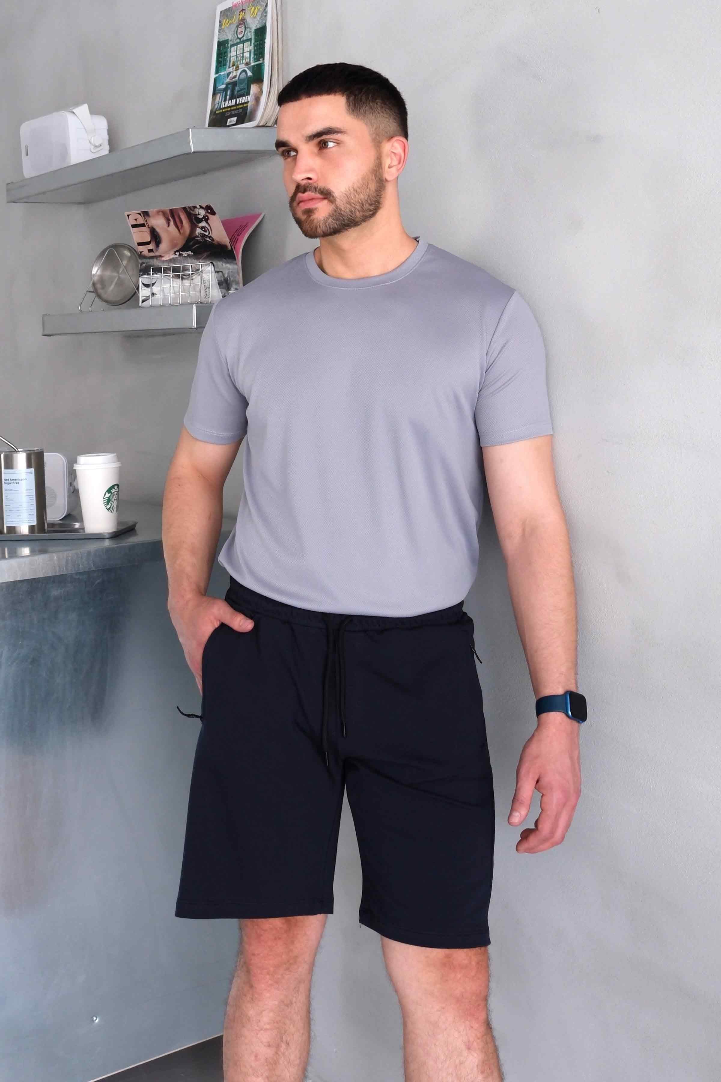 Men’s Elastic Waist Paneled Shorts with Zip Pockets - Navy