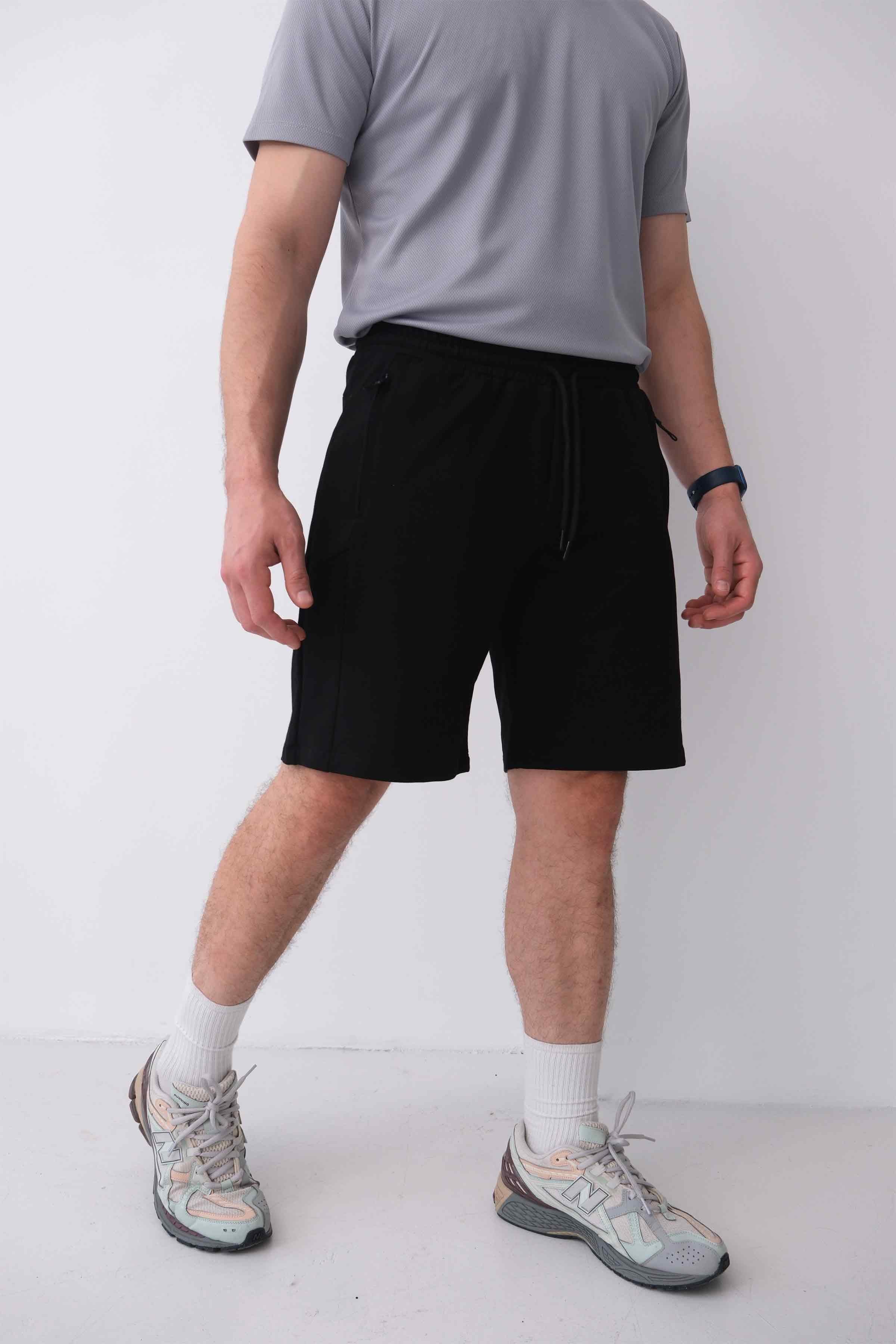 Men’s Elastic Waist Paneled Shorts with Zip Pockets - Black
