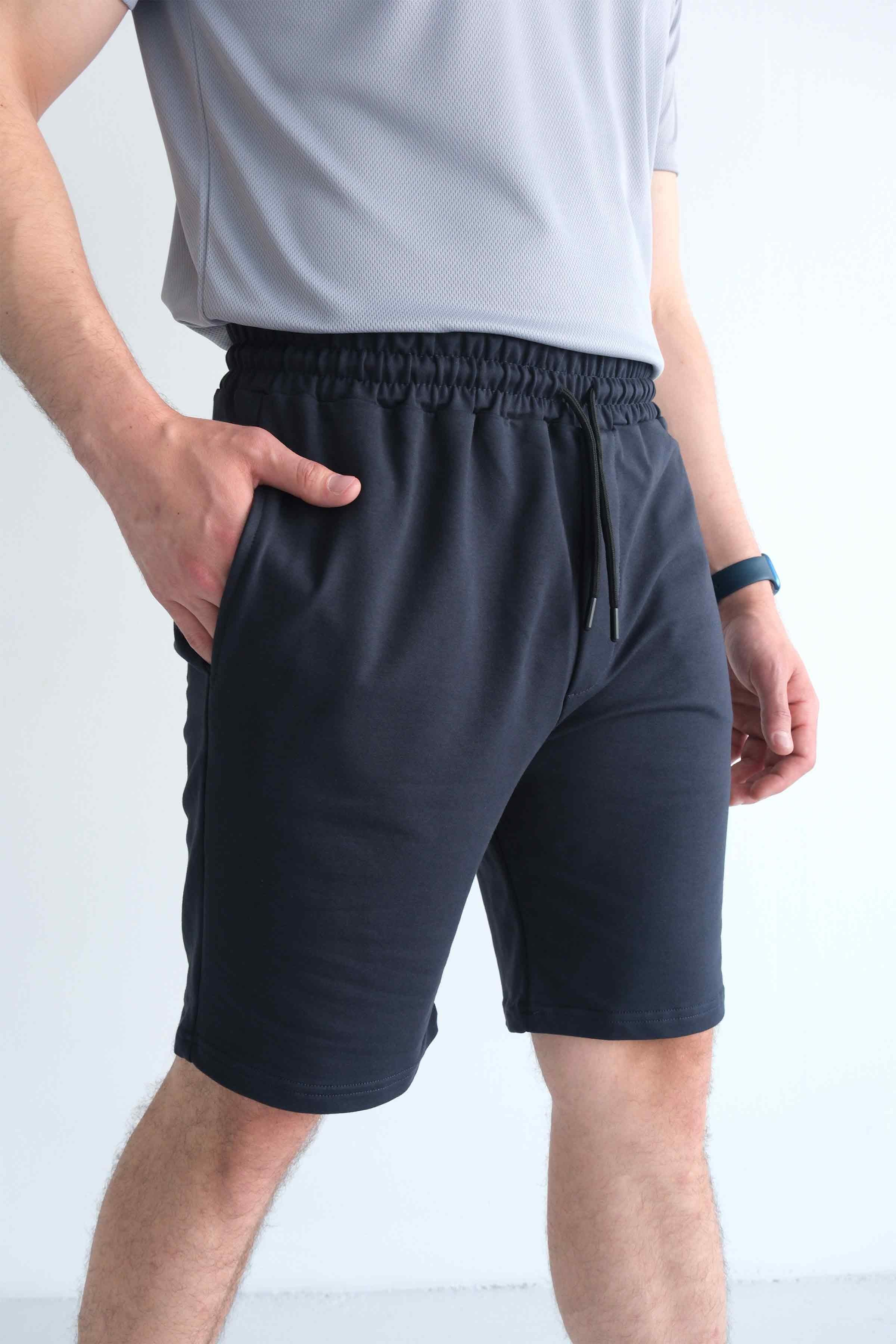 Men’s Elastic Waist Cotton Shorts with Patch Pockets - Navy
