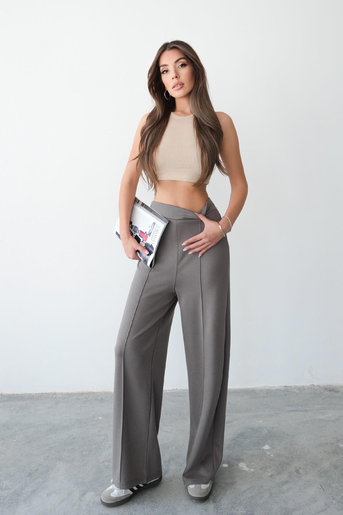 High-Waist Relaxed Fit Modal Women’s Wide-Leg Sweatpants with Pintuck & Drawstring - Taupe