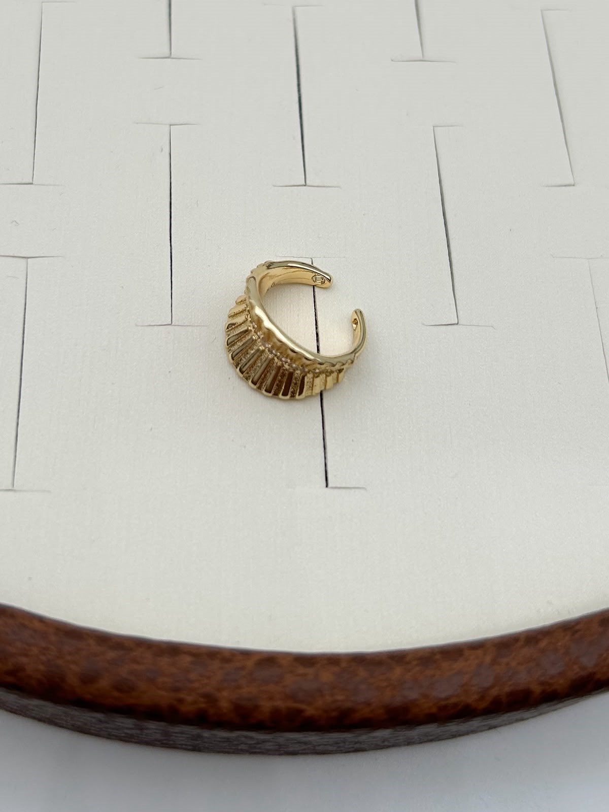 Vip Earcuff