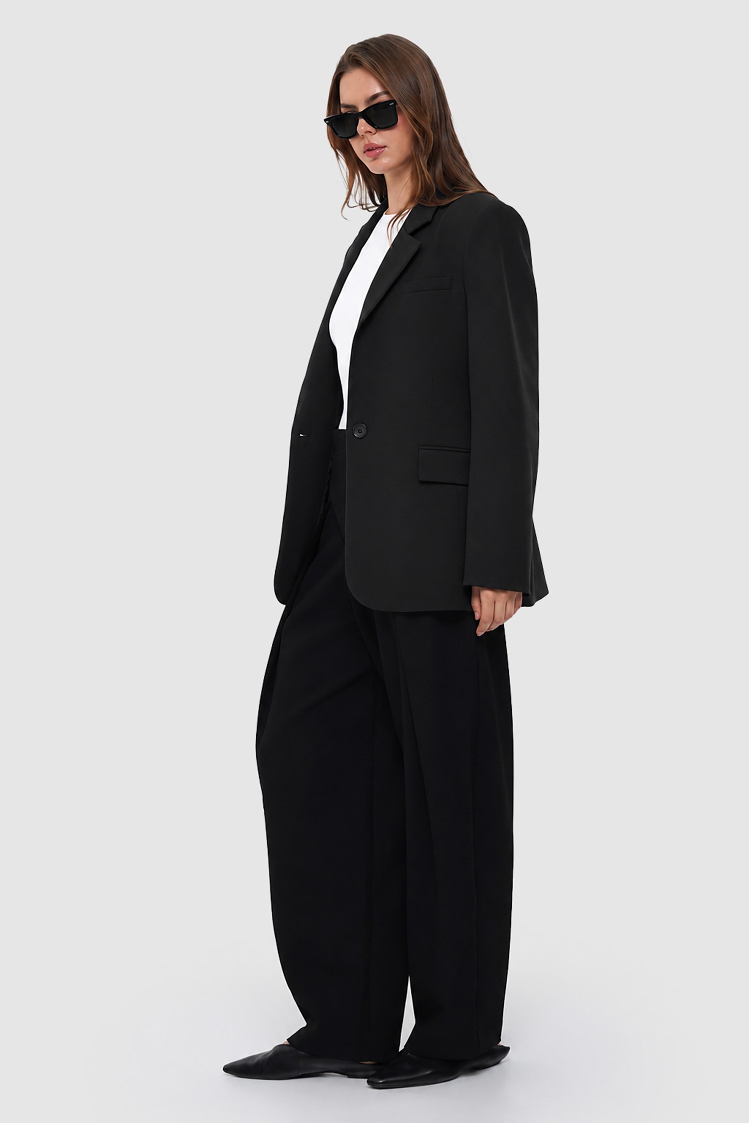 Kadın Siyah Tek Düğmeli Oversize Blazer-Thalure