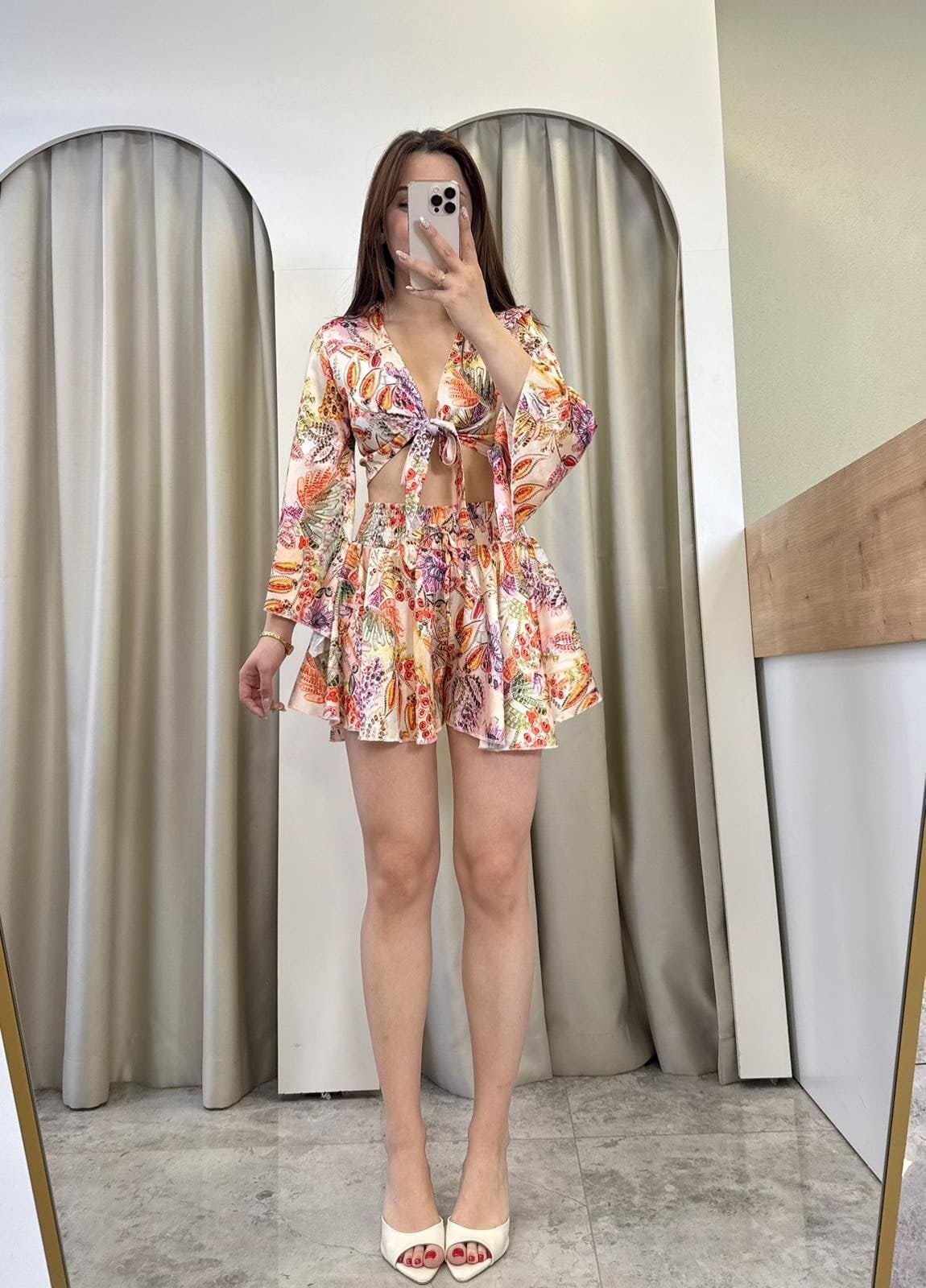 Laura Etnik Desen Renkli Saten Takım
