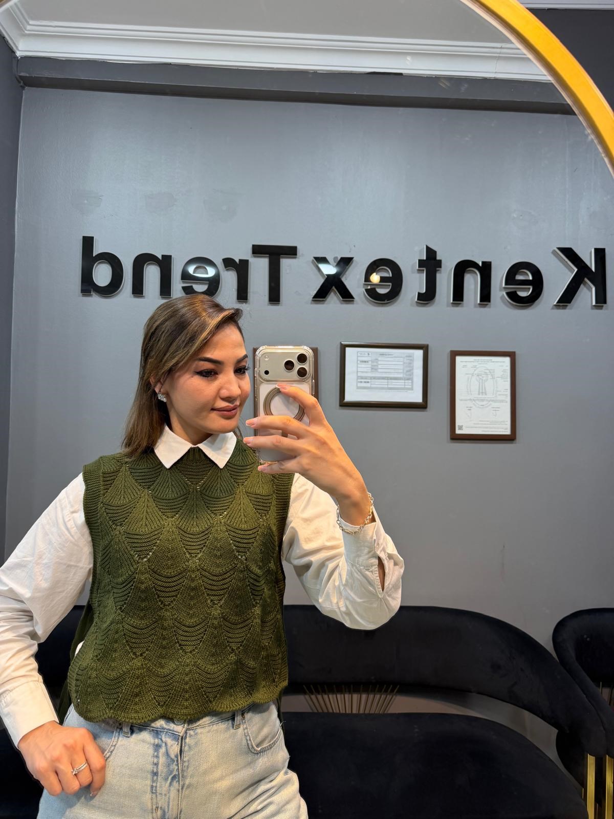 Triko yan bağcıklı düz süveter fıstık yeşil renk 