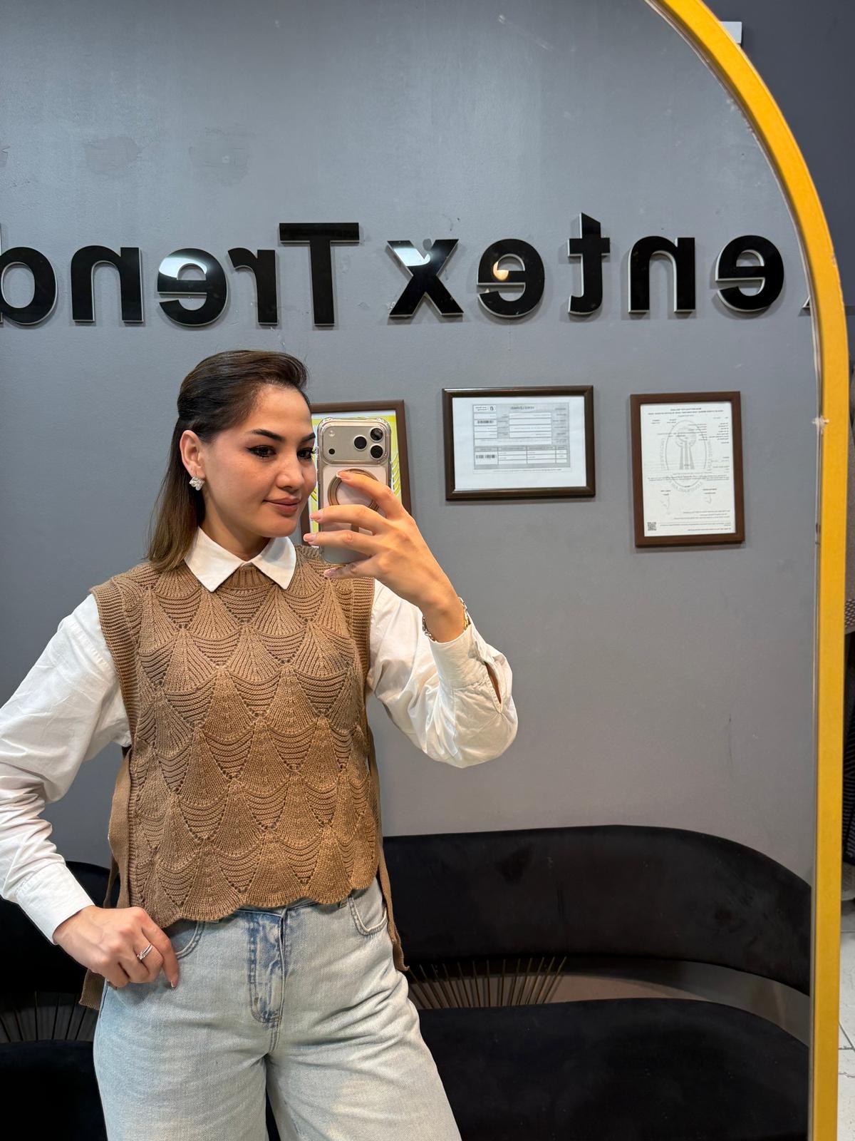 Triko yan bağcıklı düz süveter Kamel renk 