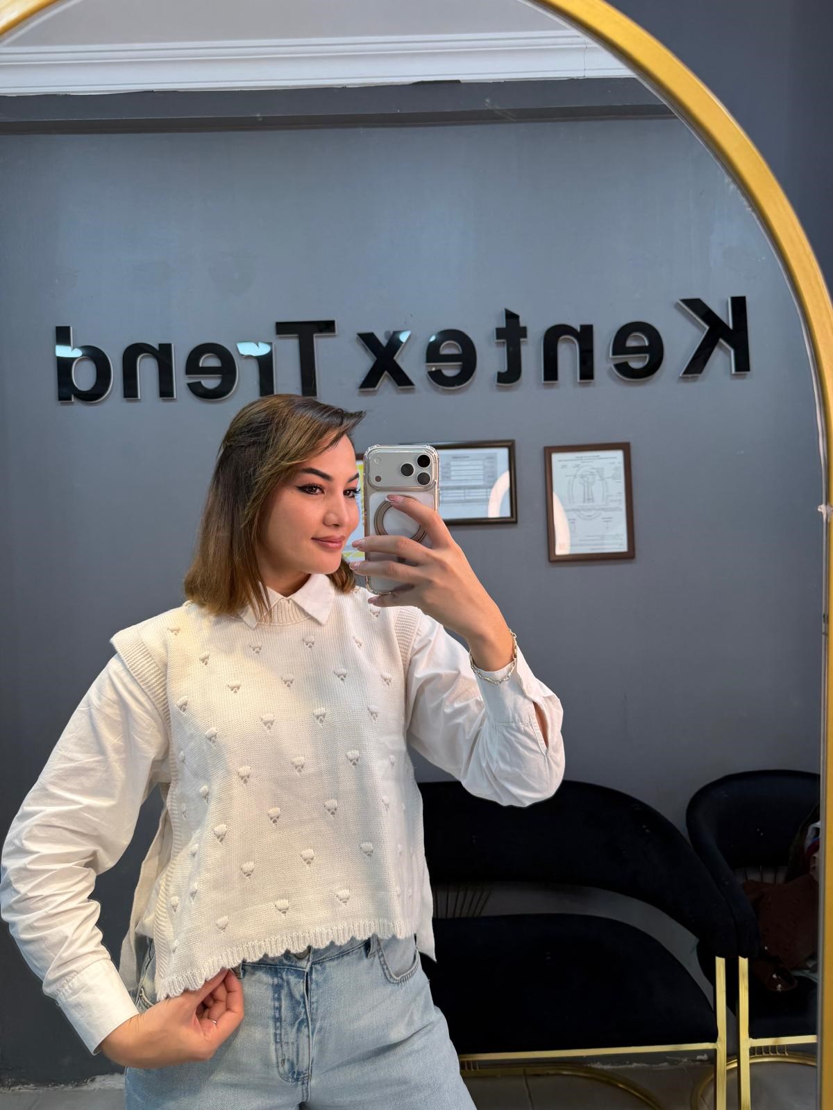 Triko yan bağcıklı örgü süveter pıtırcık desenli Krem renk 