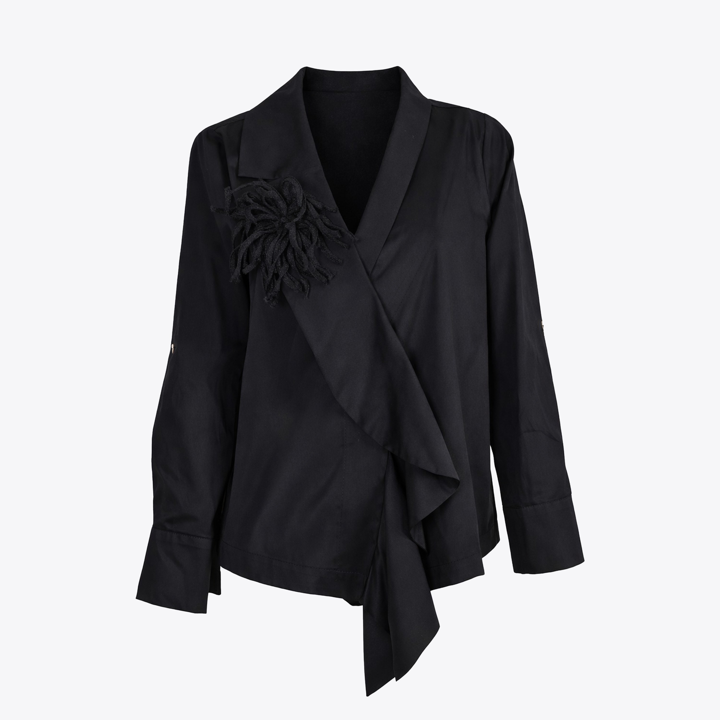 Bıze Yaka Süslü Gömlek