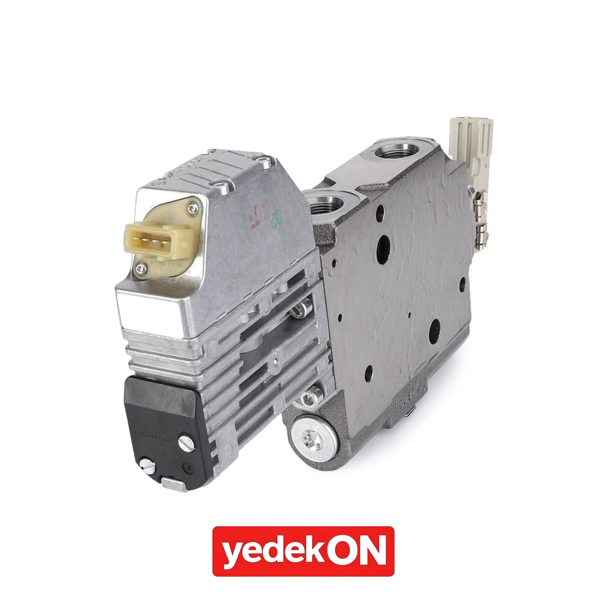AGCO Yönlendirme Kontrol Valfi - Massey Ferguson | 3796027M9