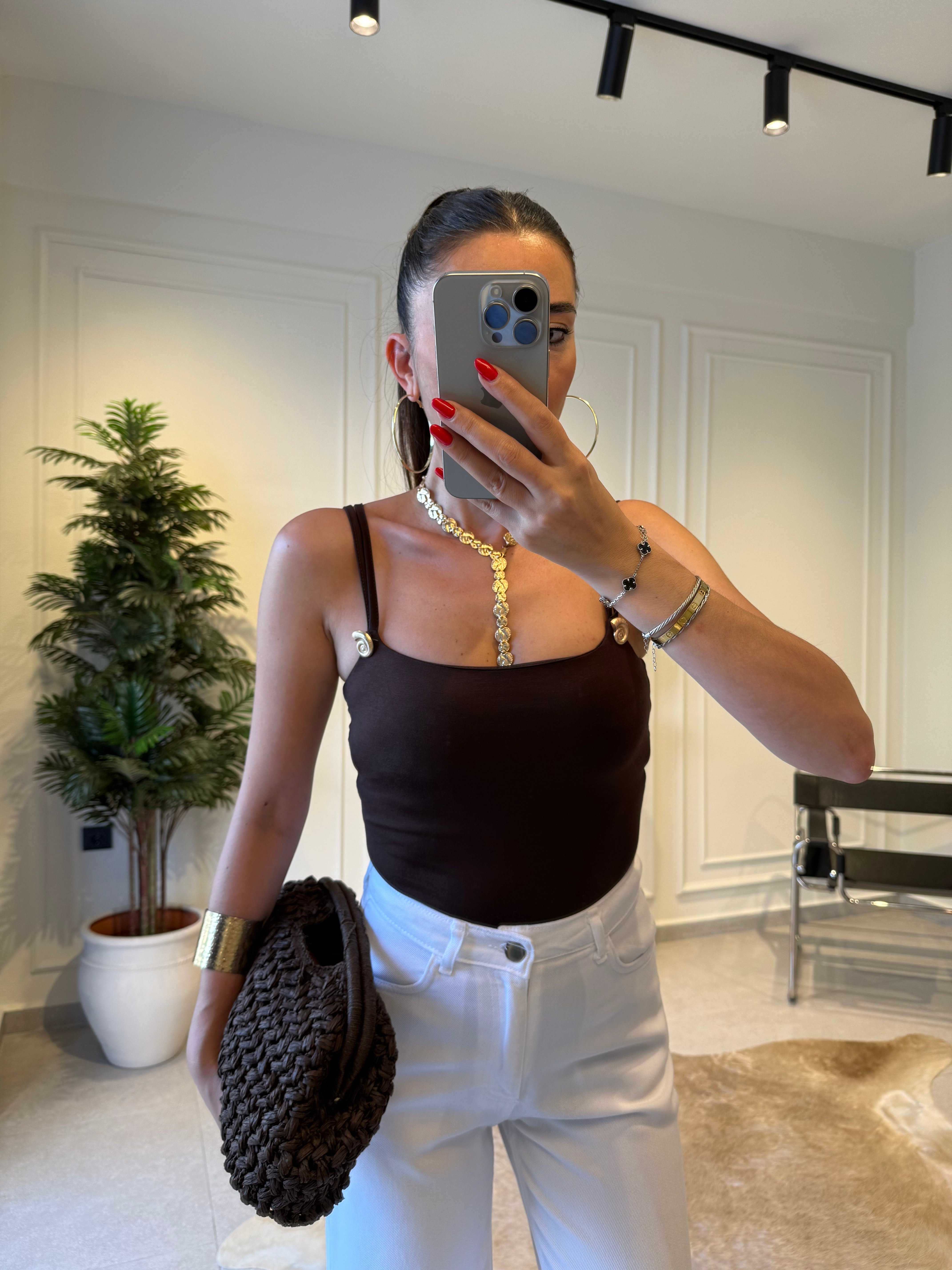Acı Kahve Salyangoz Aksesuarlı Bodysuit