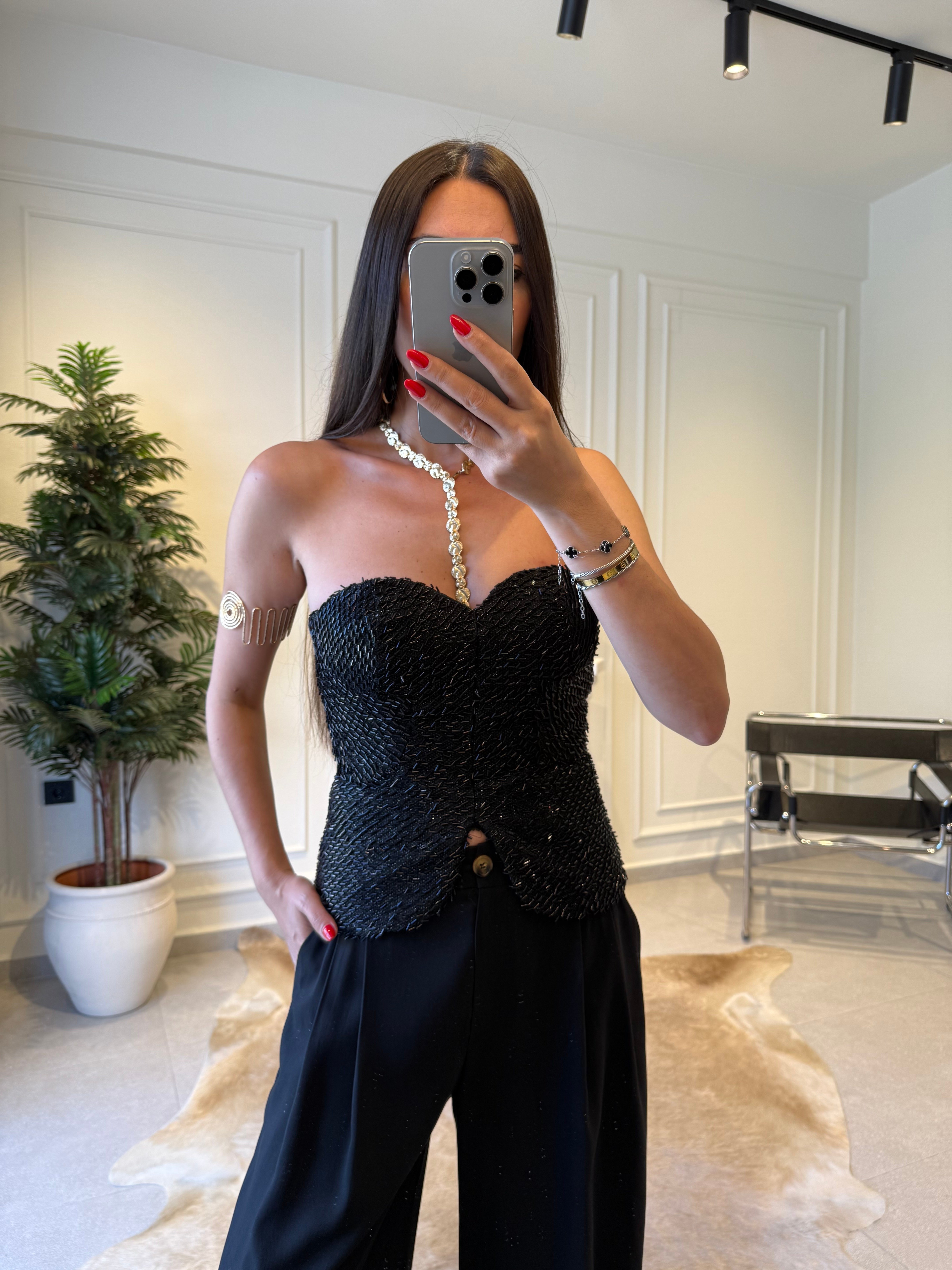 Siyah Boncuk Detaylı Korse Bluz