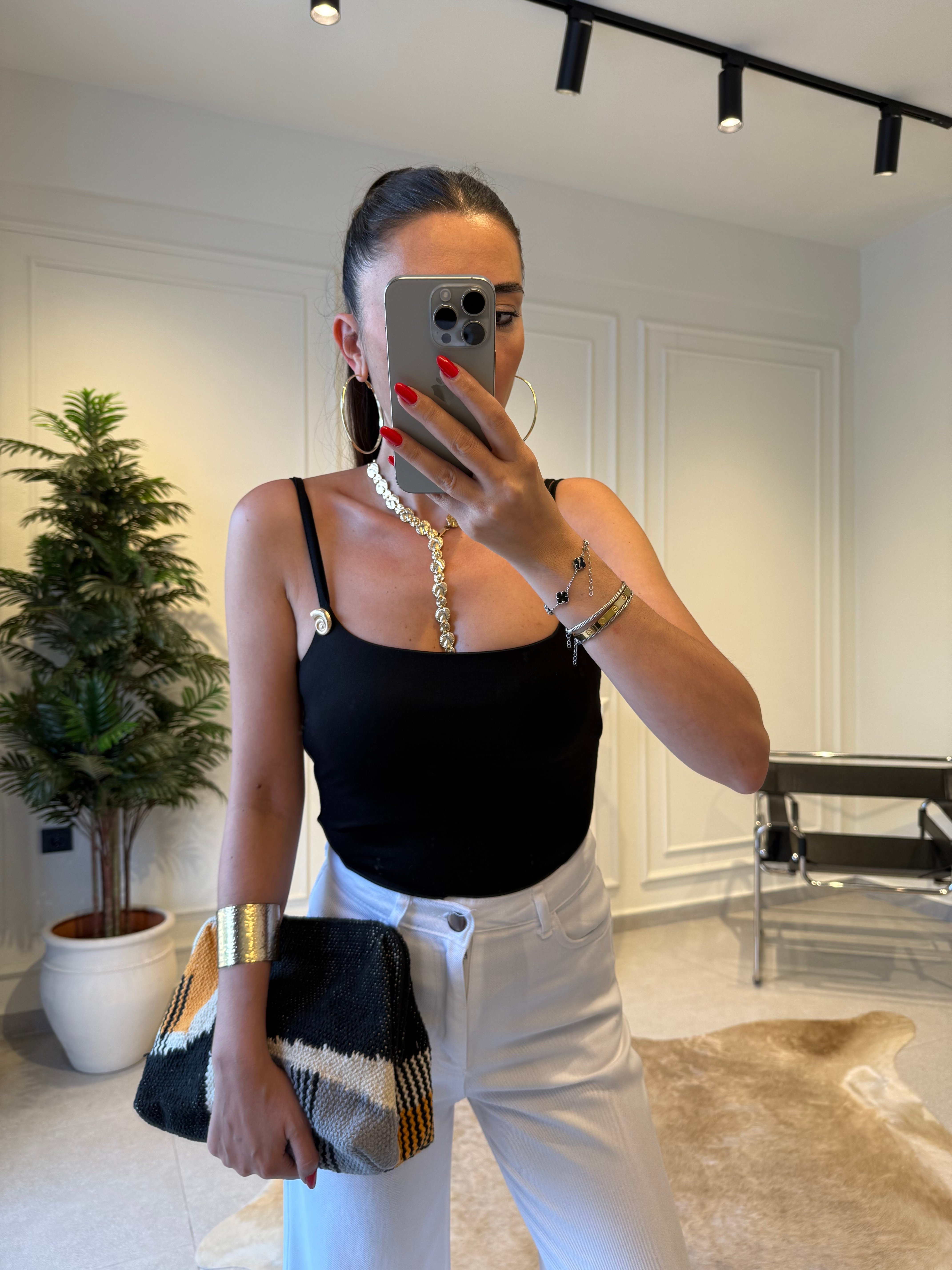 Siyah Salyangoz Aksesuarlı Bodysuit