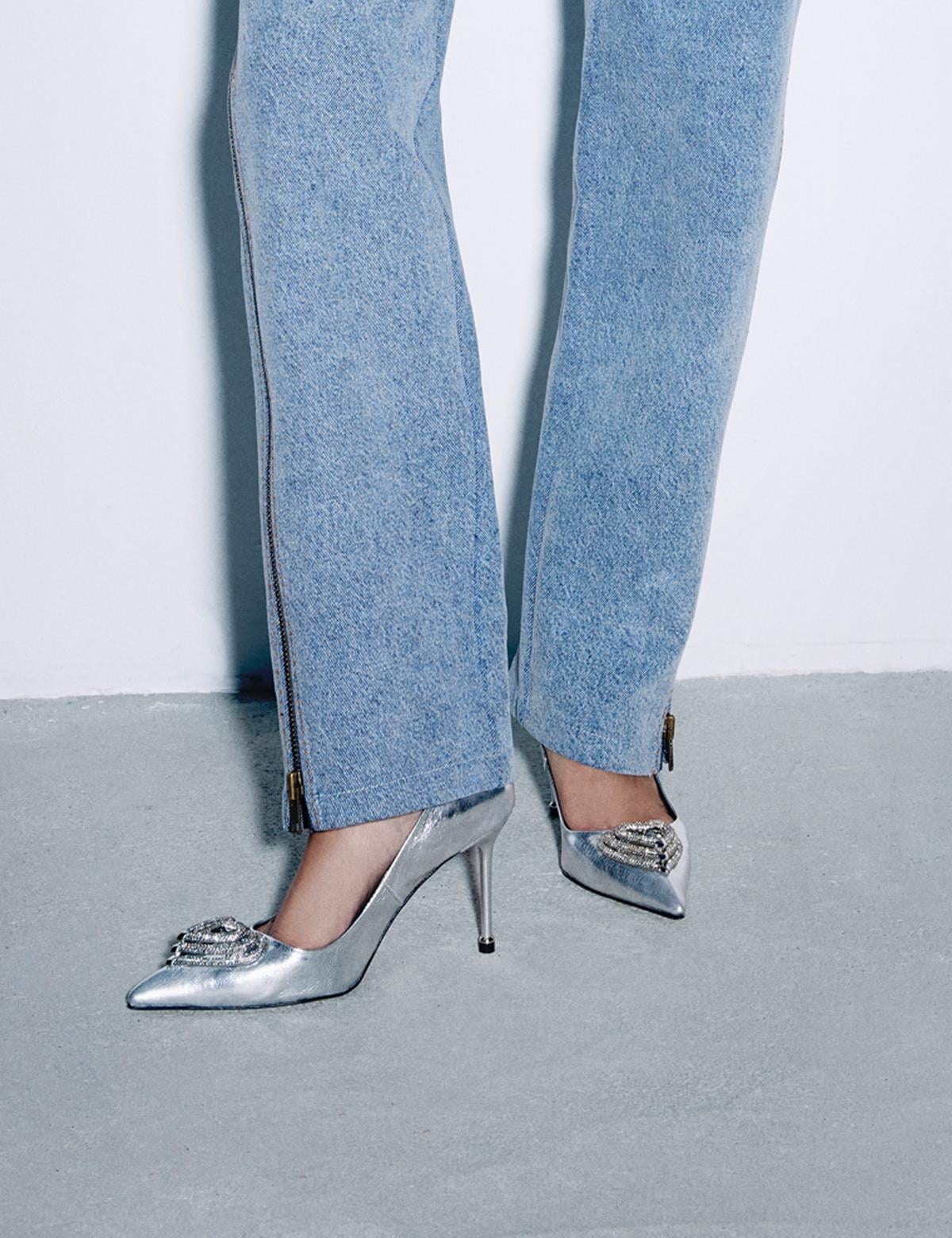 Anessa Silver Leather Women's Pump
