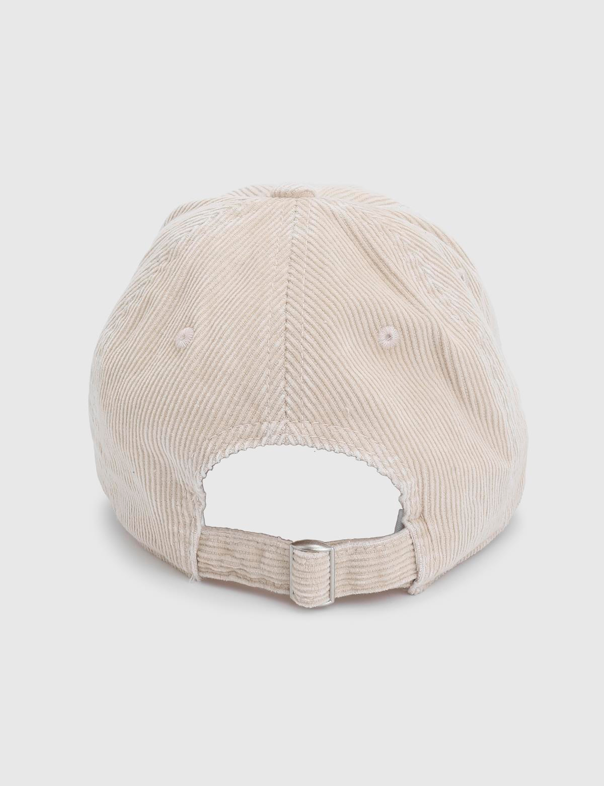 Blen Cream Unisex Velvet Cap