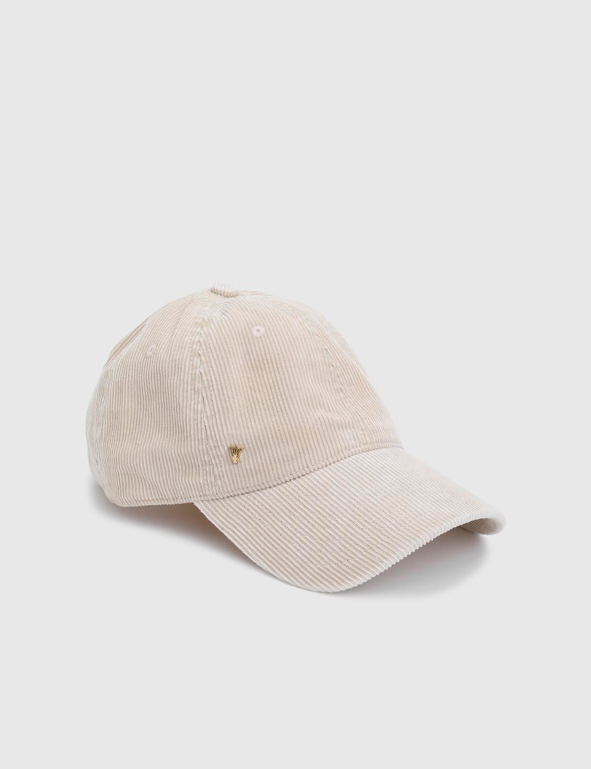 Blen Cream Unisex Velvet Cap