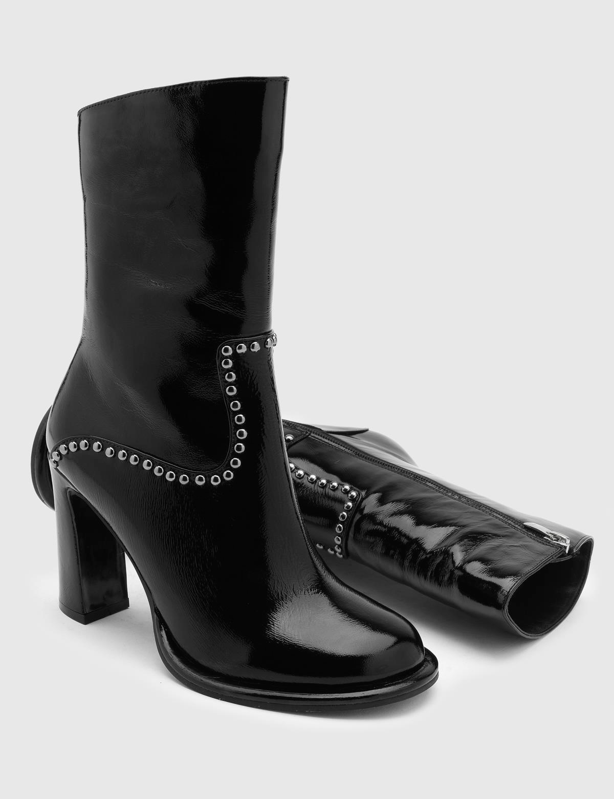 Coleman Black Wrinkled Patent Leather Women's Boot
