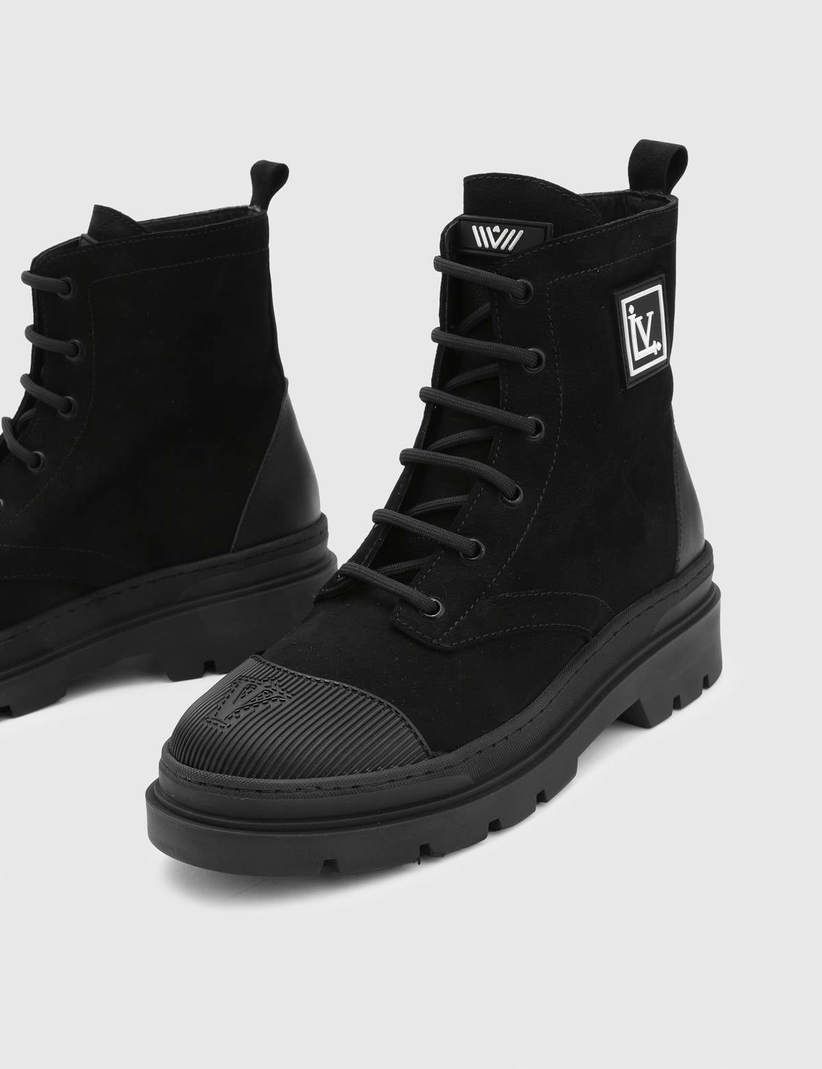 Edoardo Black Nubuck Leather Men's Boot