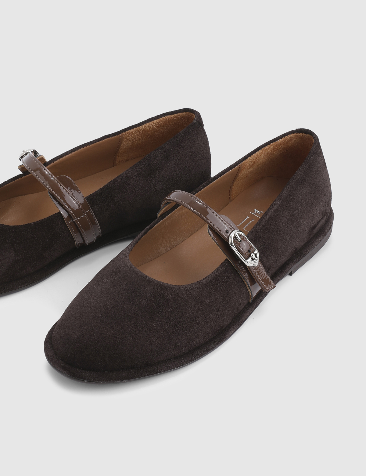 Esvie Brown Suede Patent Leather Women's Ballerina