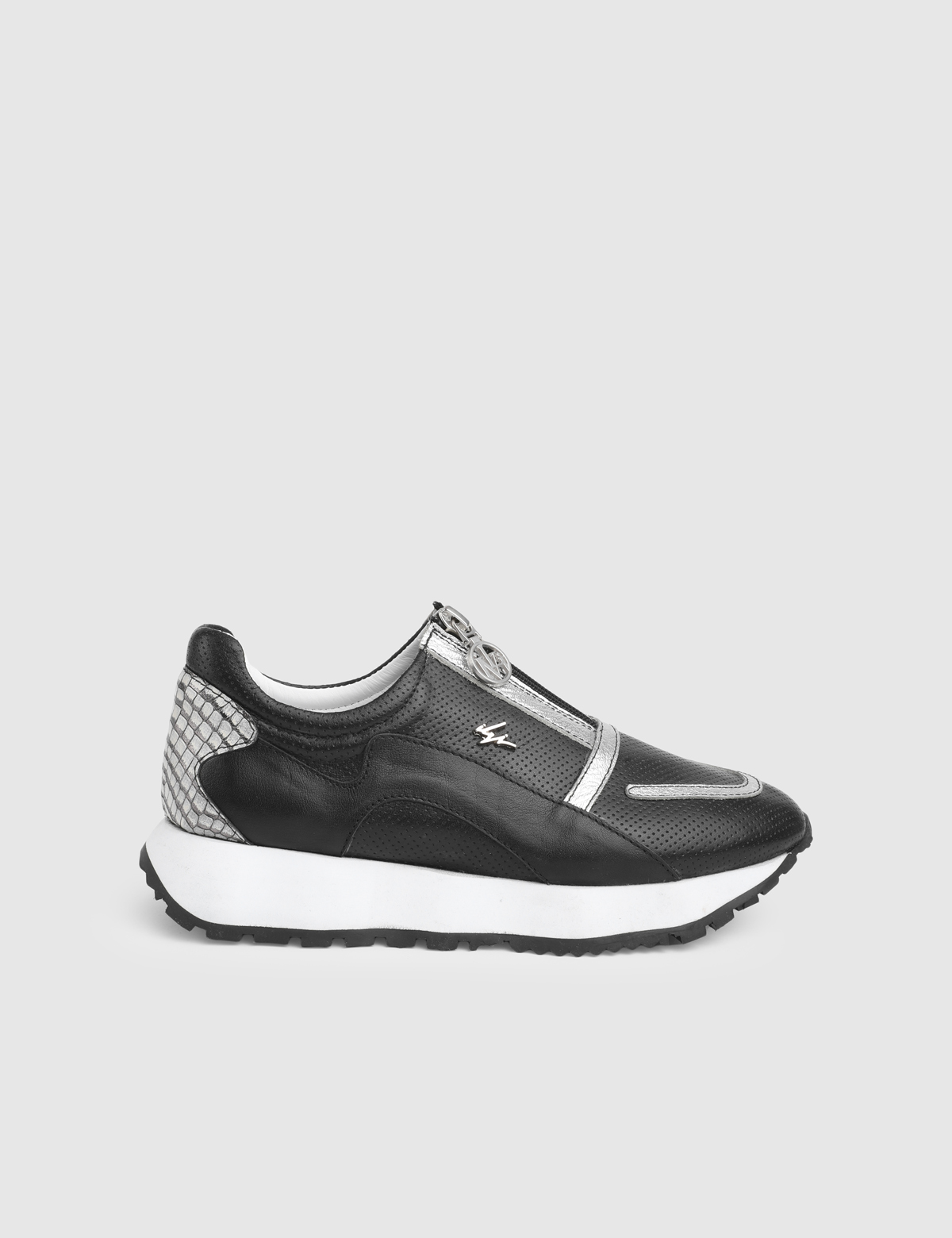 Faro Black Leather Women's Sneaker